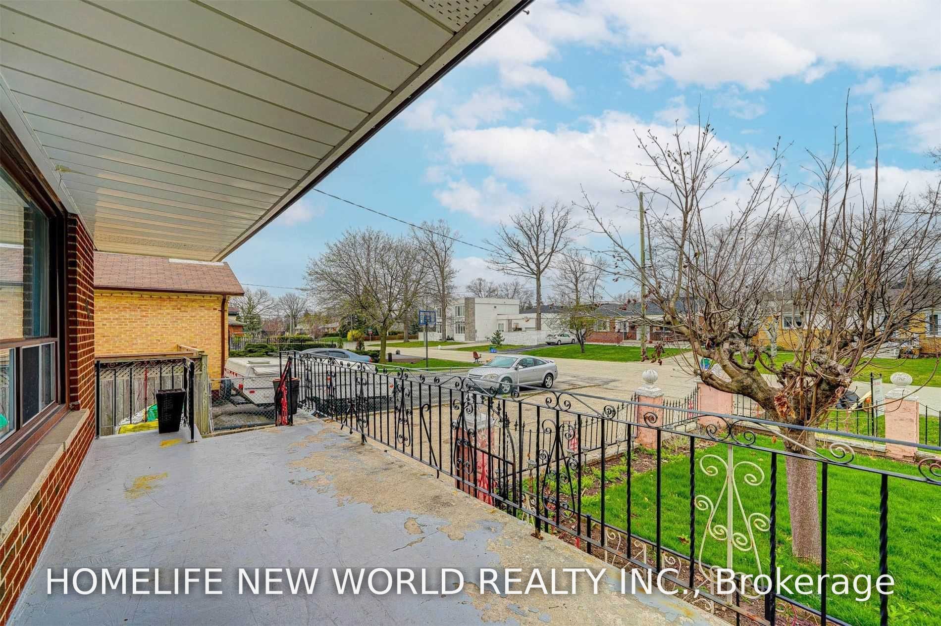 349 Woodale Avenue, Oakville, ON L6K 2N8 photo 4