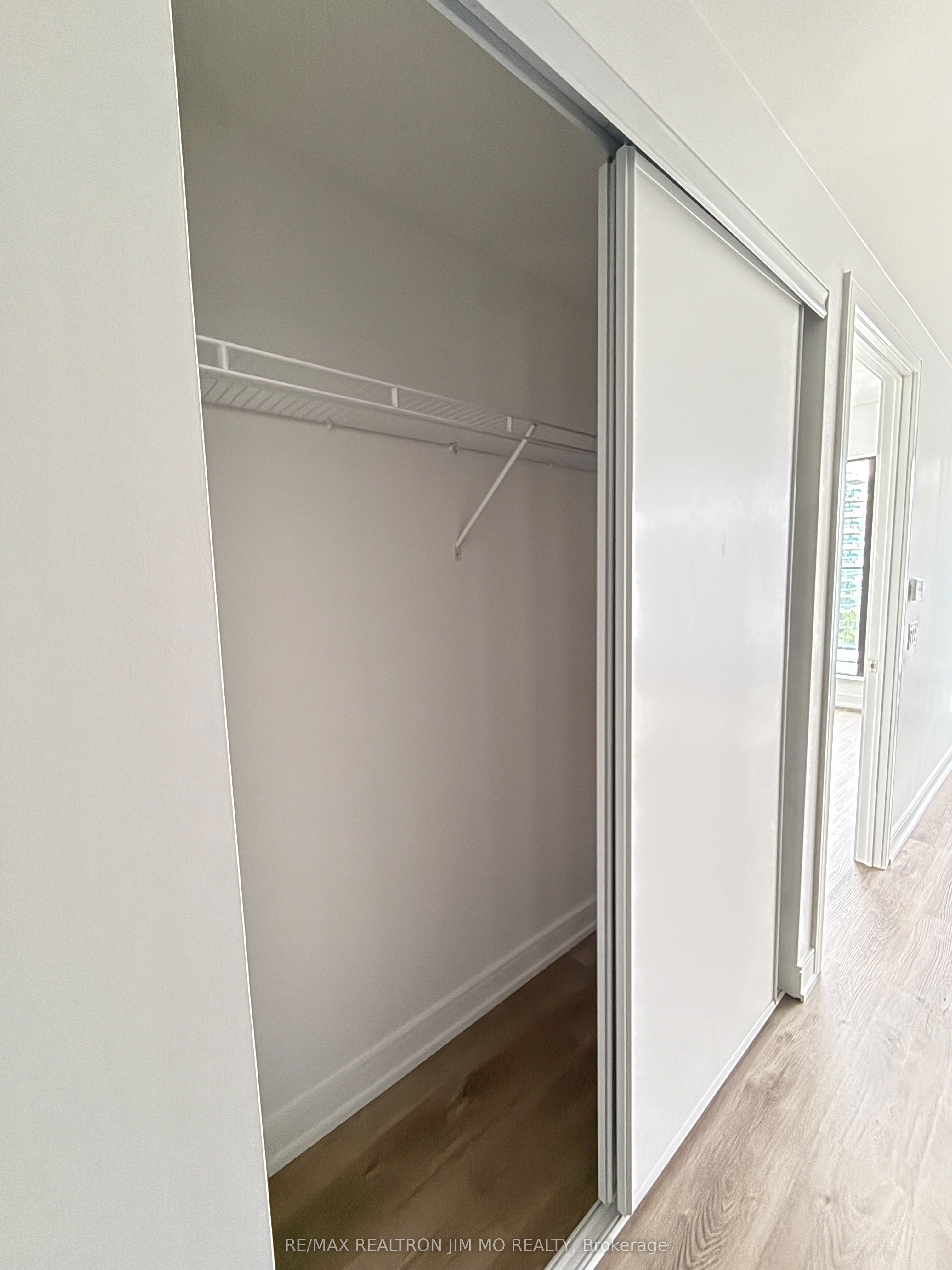 3009 Novar Road 722, Mississauga, ON L5B 0P9 photo 5