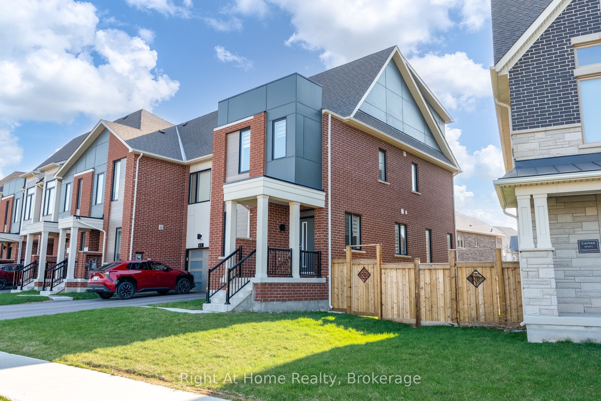 80 Settlers Road E, Oakville, ON L6H 0Y8 photo 4