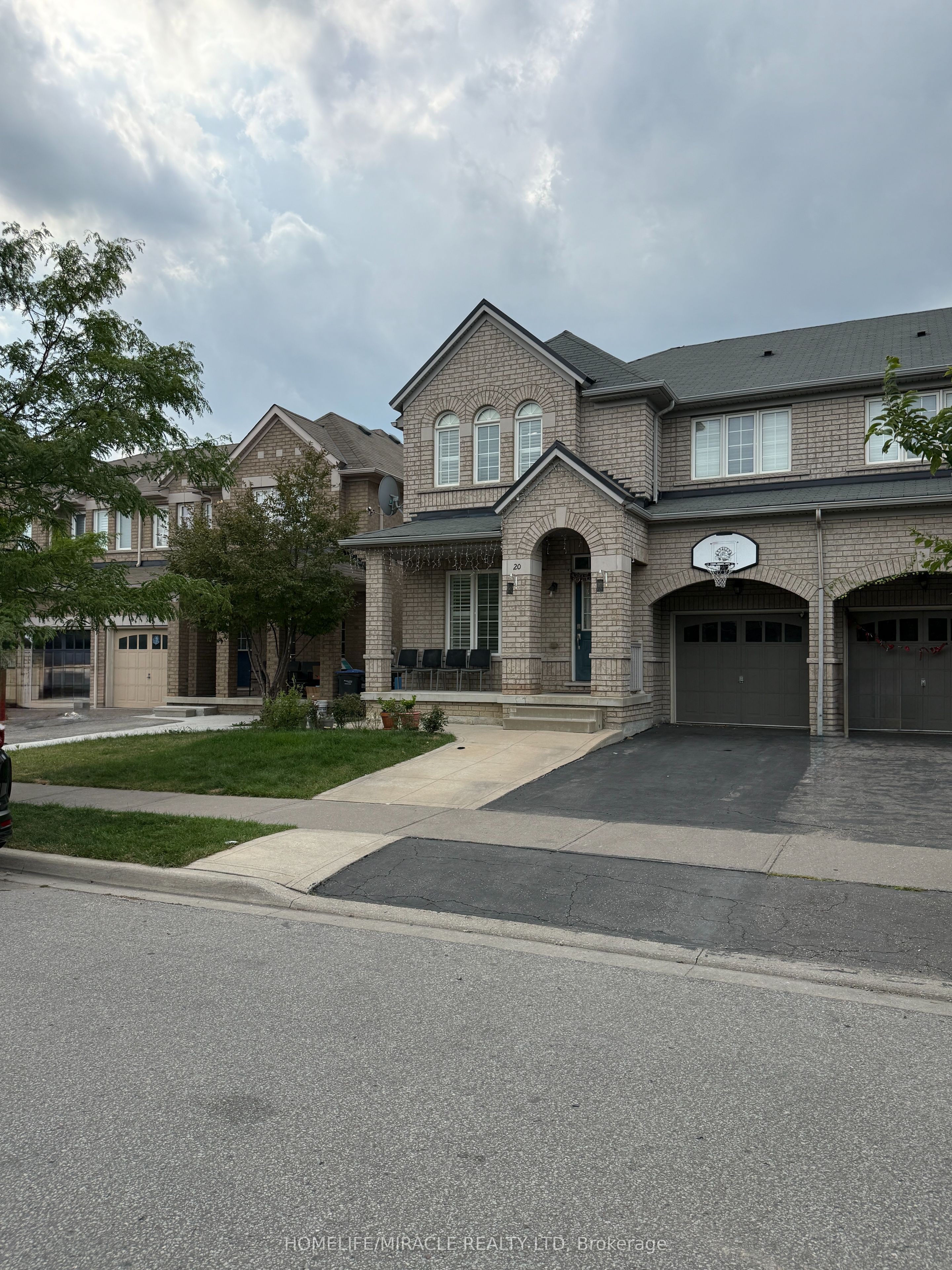 20 Country Ridge Court, Brampton, ON L6P 3S2