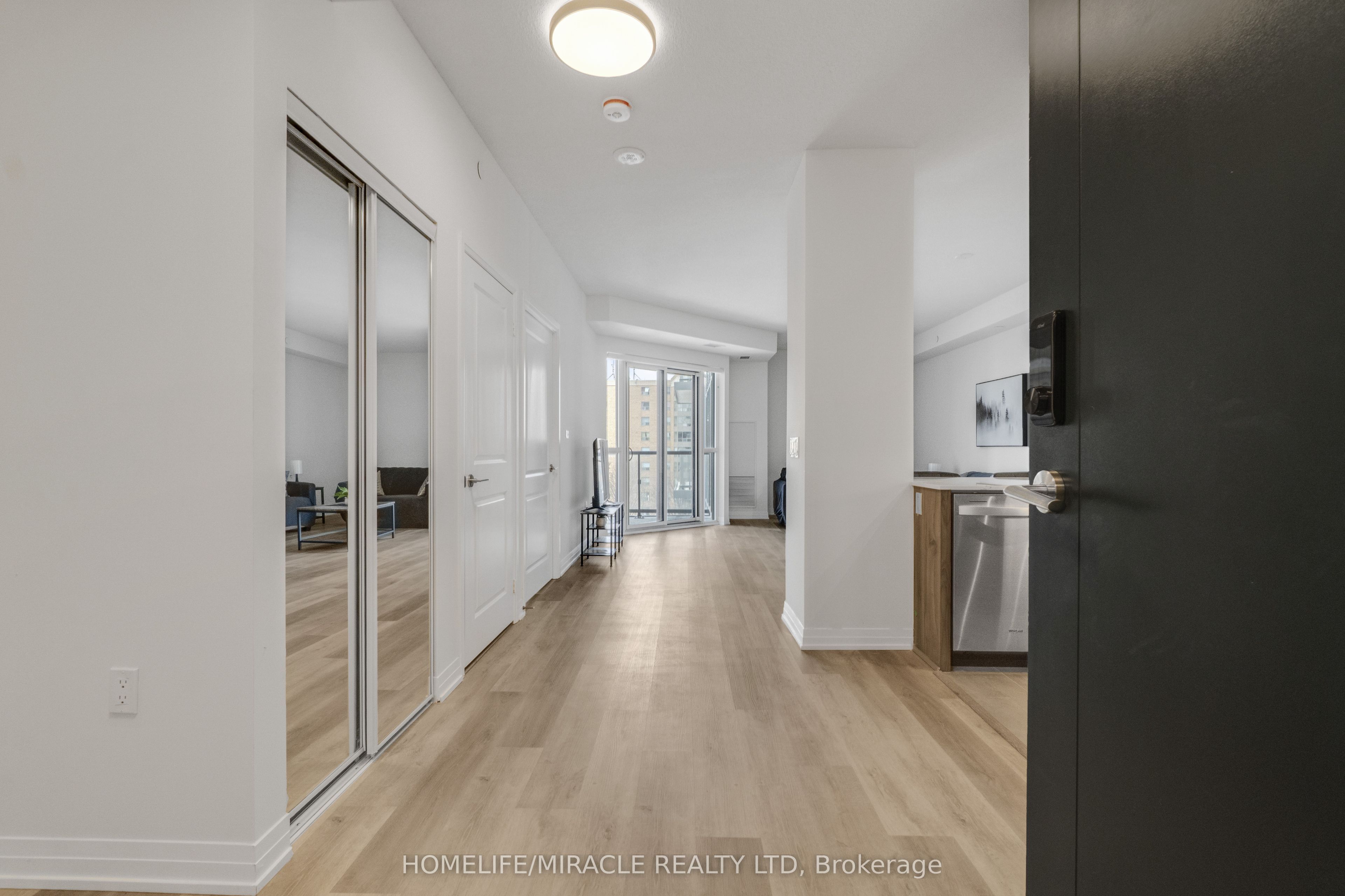 15 Watergarden Drive 511, Mississauga, ON L5R 0H4 photo 5