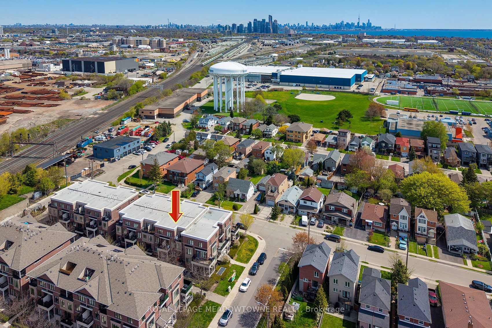 10 Carnation Avenue 19, Toronto, ON M8V 0B8 photo 3