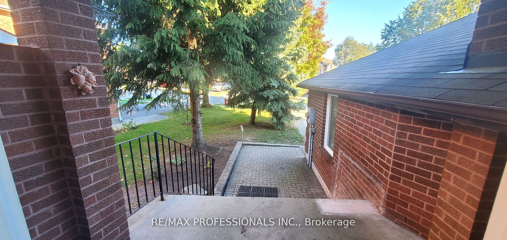 2545 Addingham Crescent, Oakville, ON L6J 7K7 photo 4