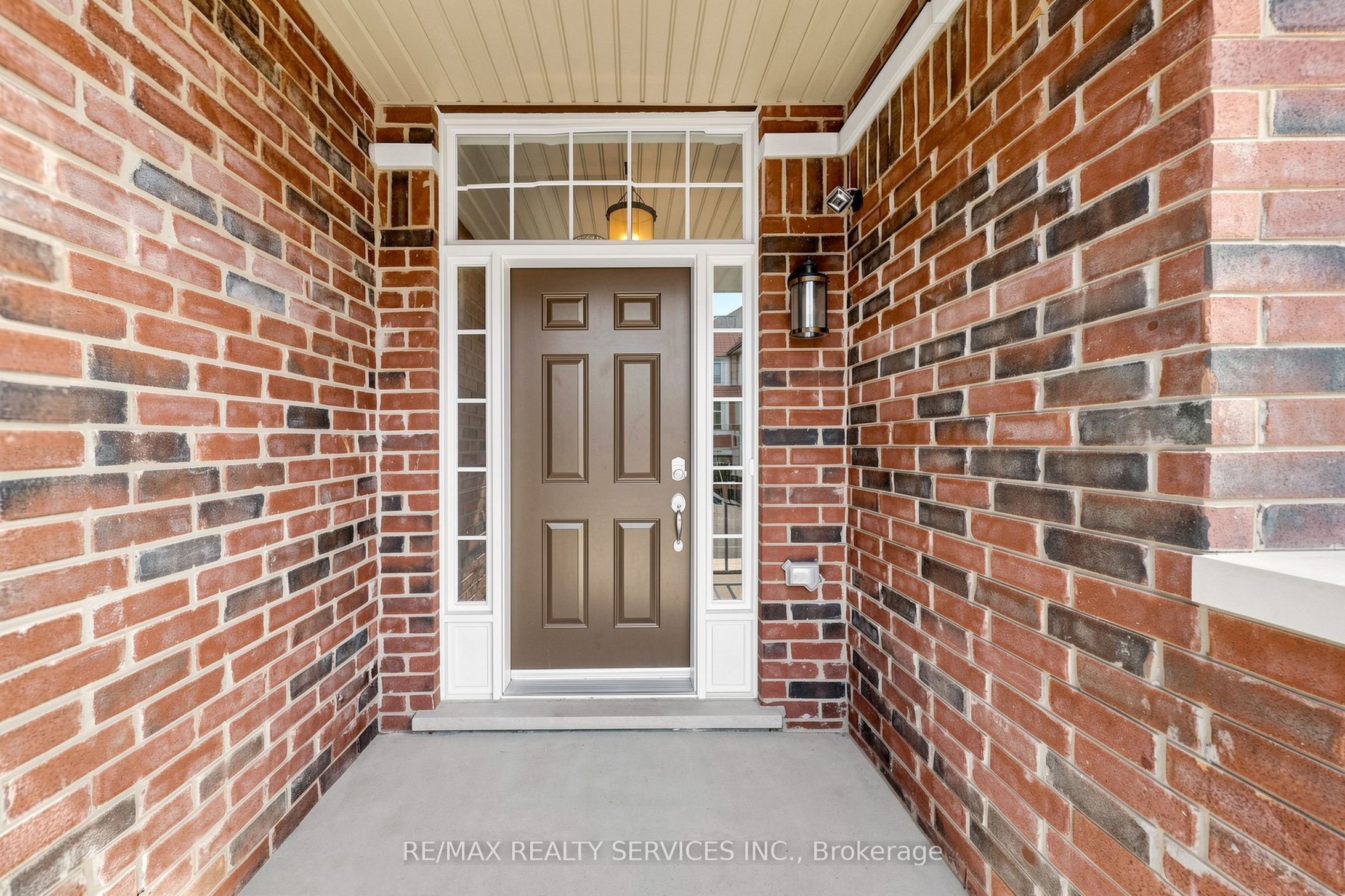 32 Agava Street, Brampton, ON L7A 4S5 photo 5