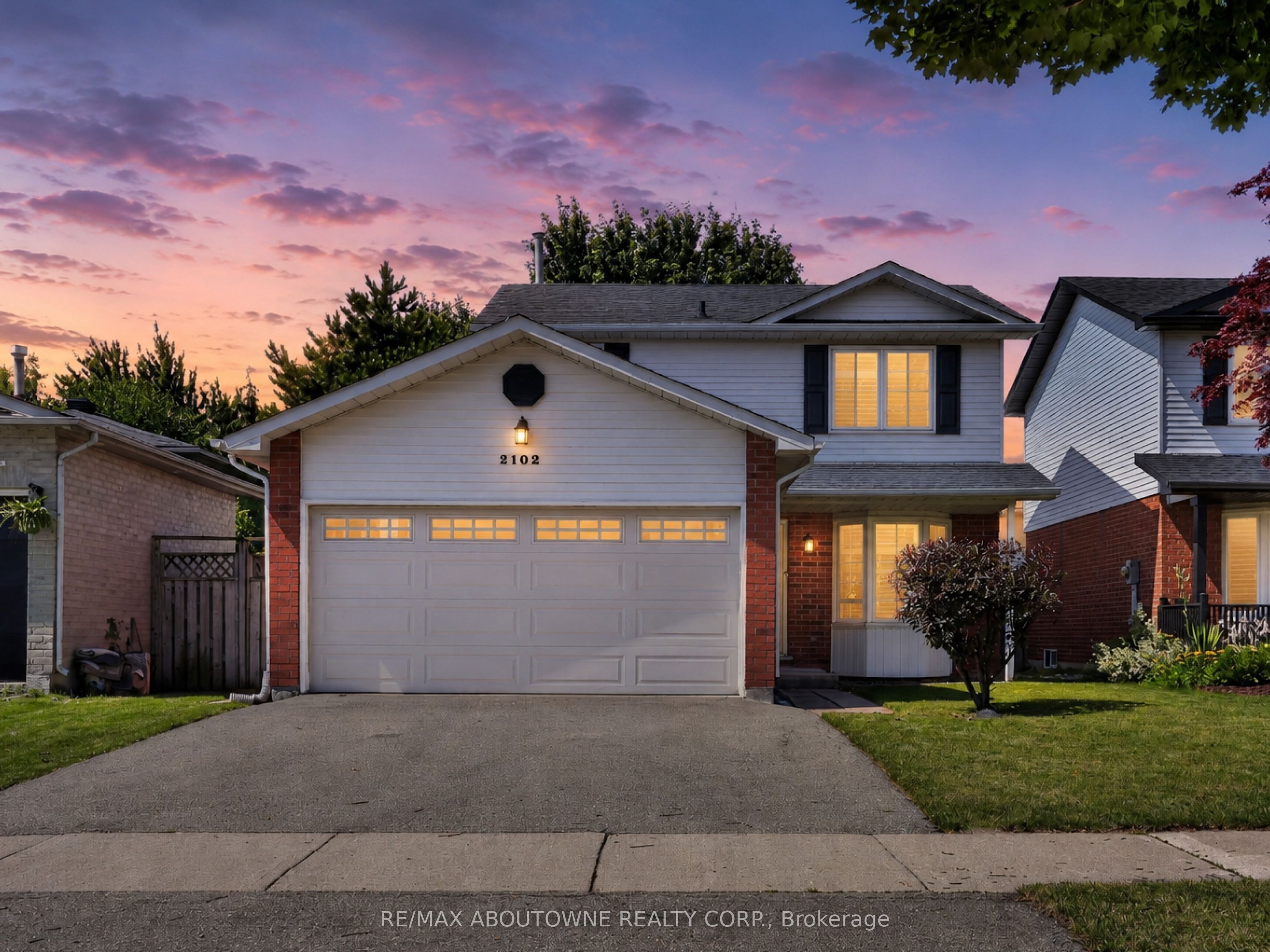 2102 Salma Crescent, Burlington, ON L7M 3T1 photo 3