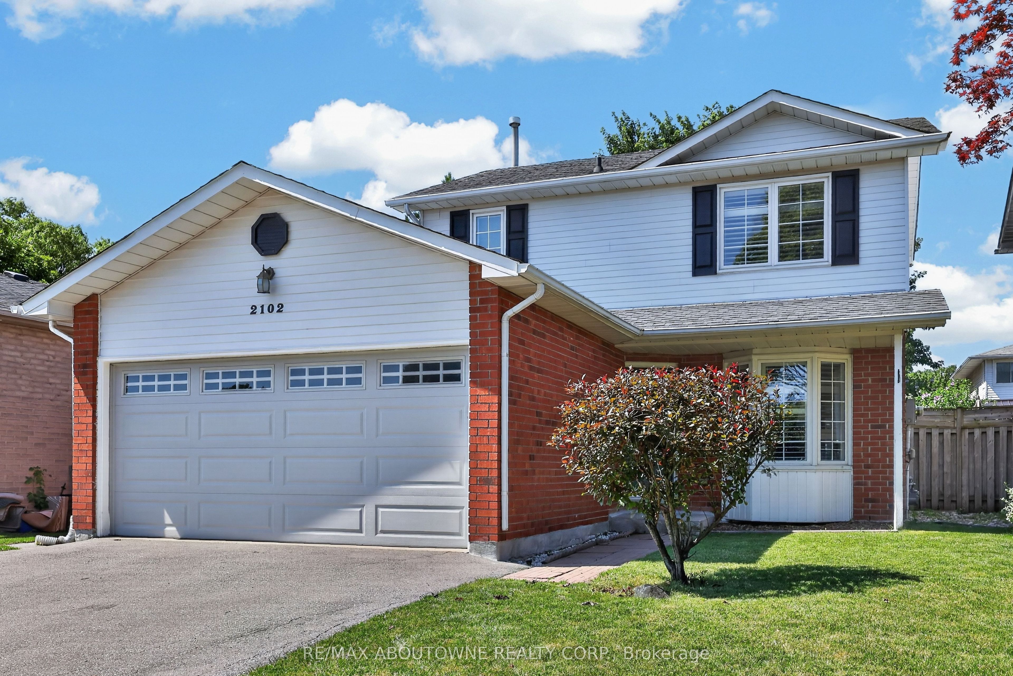 2102 Salma Crescent, Burlington, ON L7M 3T1 photo 4