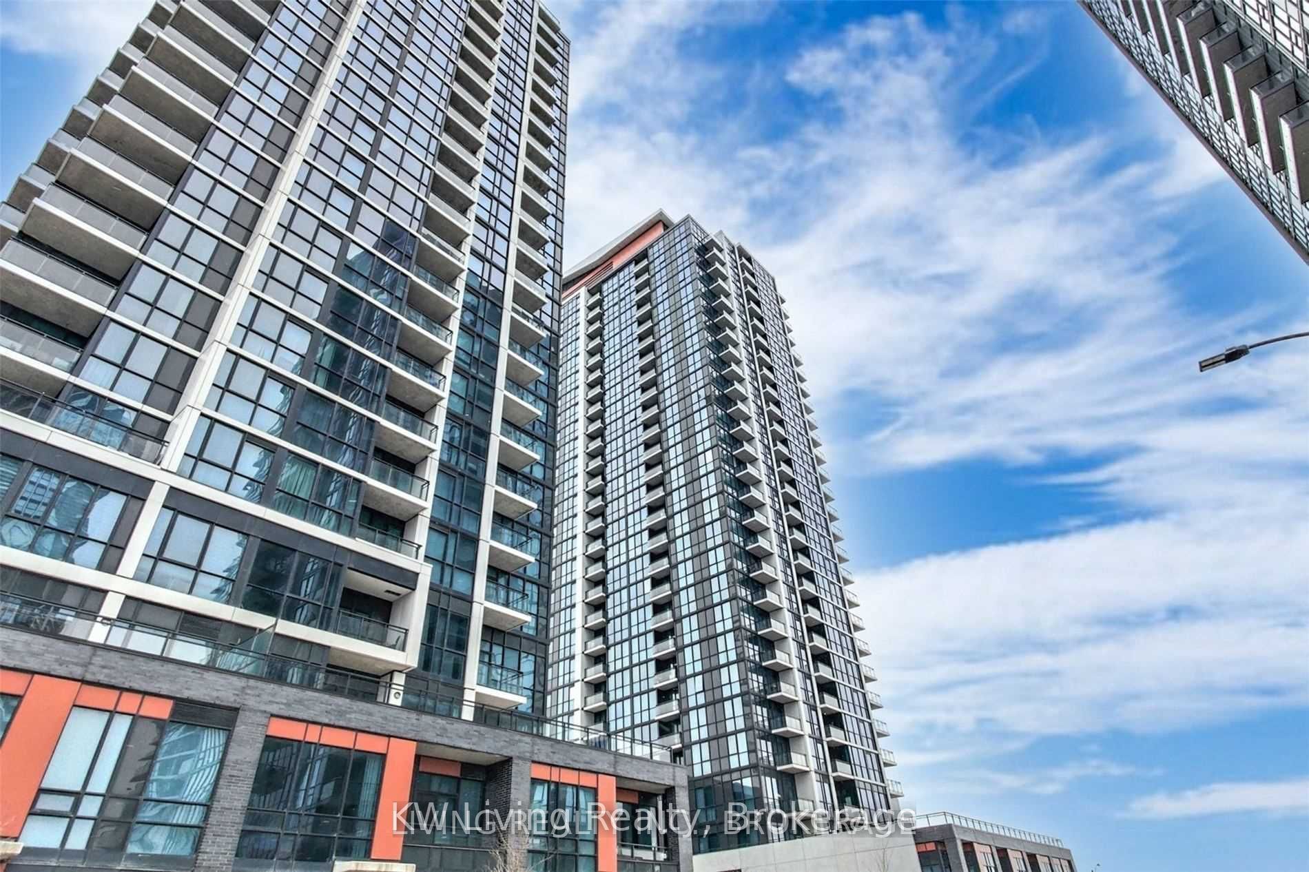 75 Eglinton Avenue W 1807, Mississauga, ON L5R 0E5 photo 3