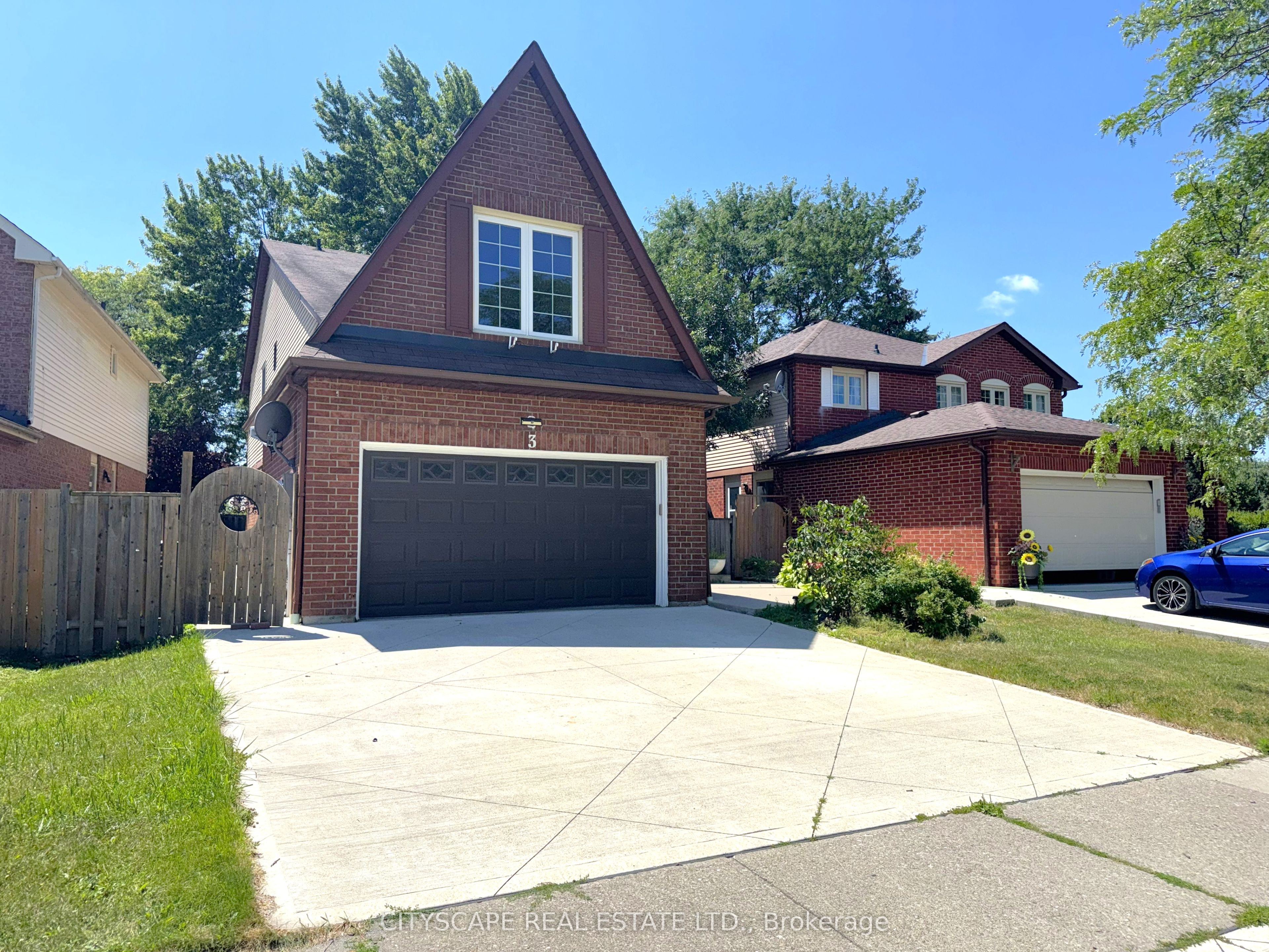 3 Gervais Drive, Brampton, ON L6Y 2V3 photo 2