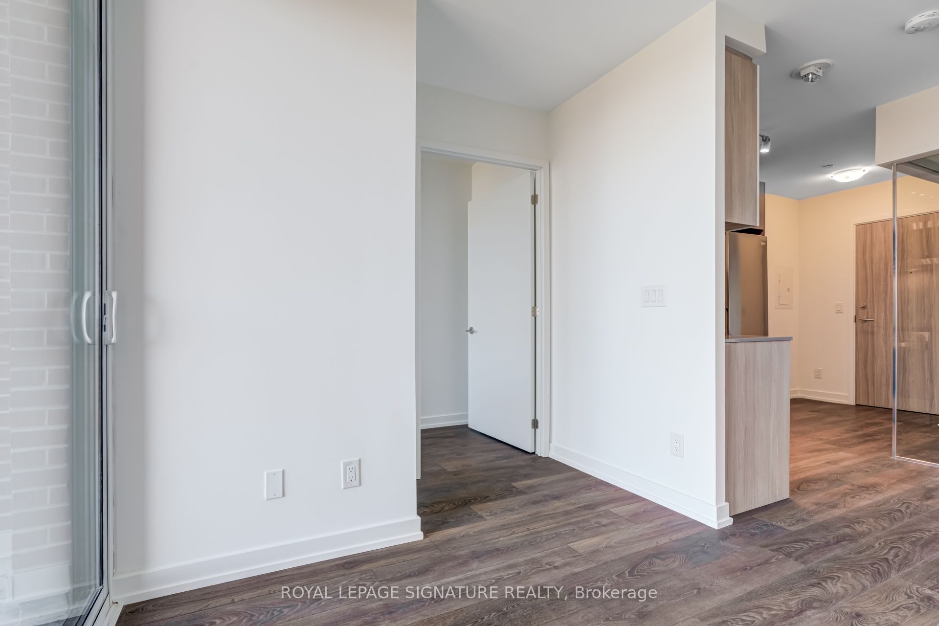 3100 Keele Street 909, Toronto, ON M3M 2H4 photo 5