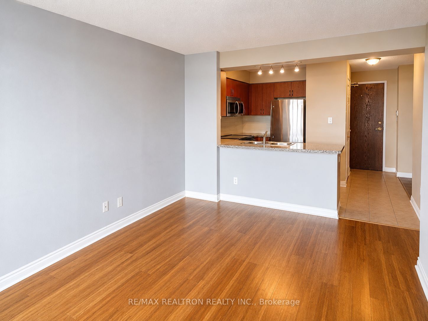 4850 Glen Erin Drive 1010, Mississauga, ON L5M 7S1 photo 4