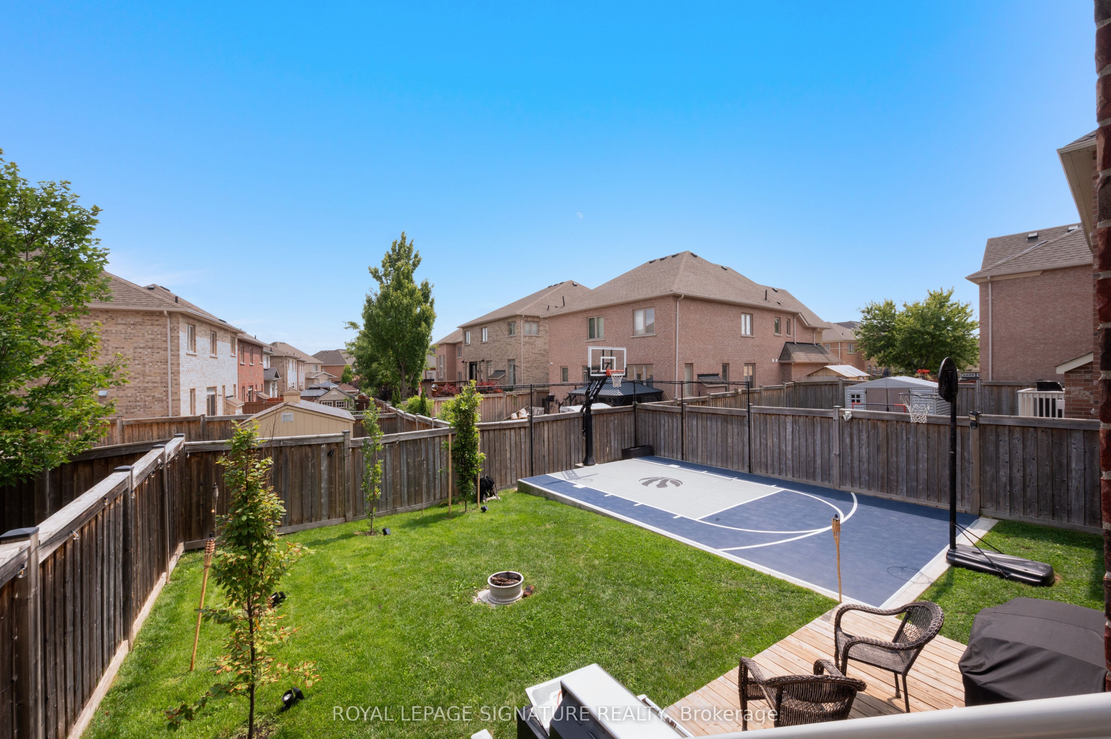 6 Cedarholme Avenue, Caledon, ON L7C 3S9 photo 2