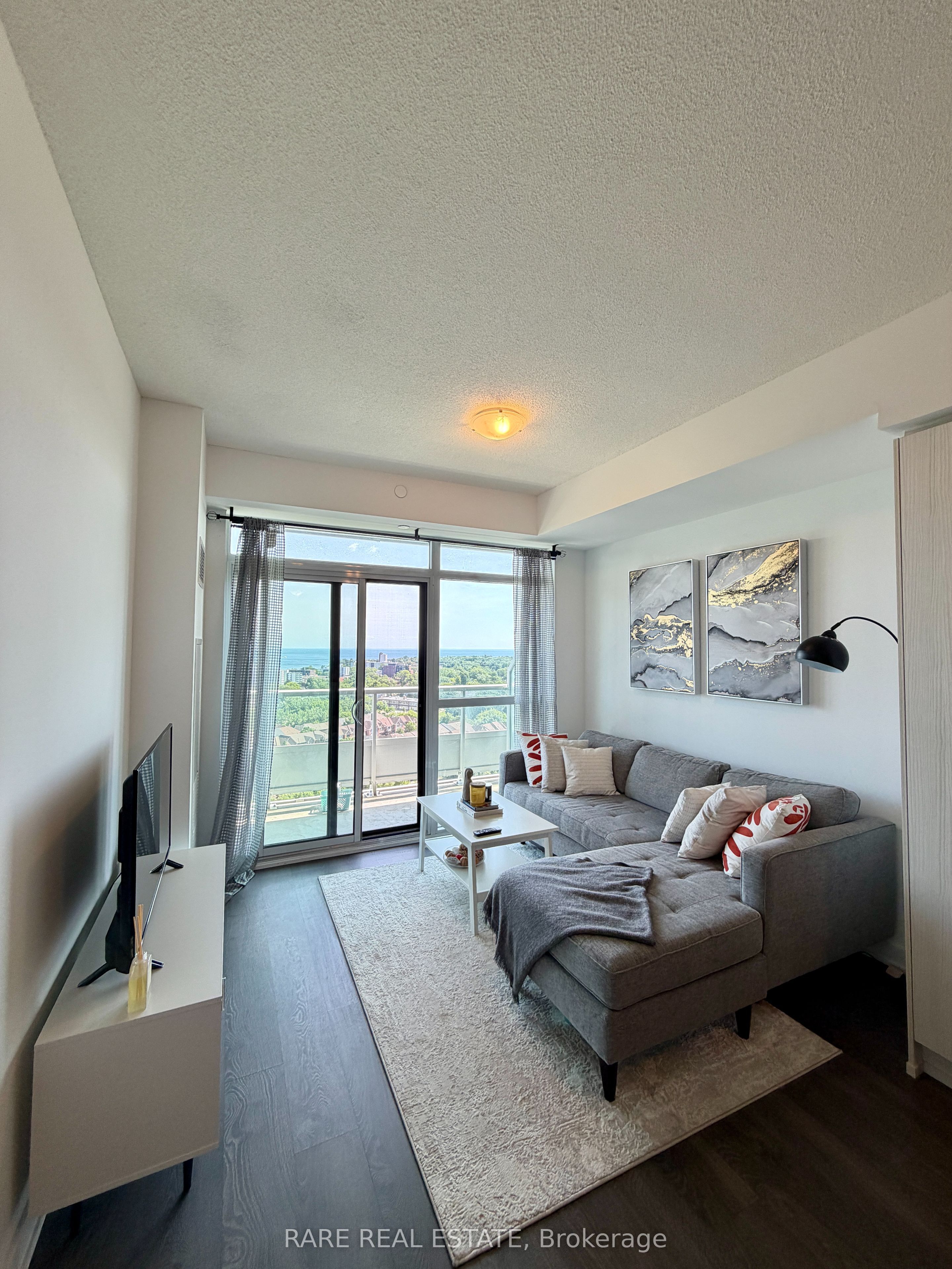 251 Manitoba Street 1705, Toronto, ON M8Y 0C7 photo 3