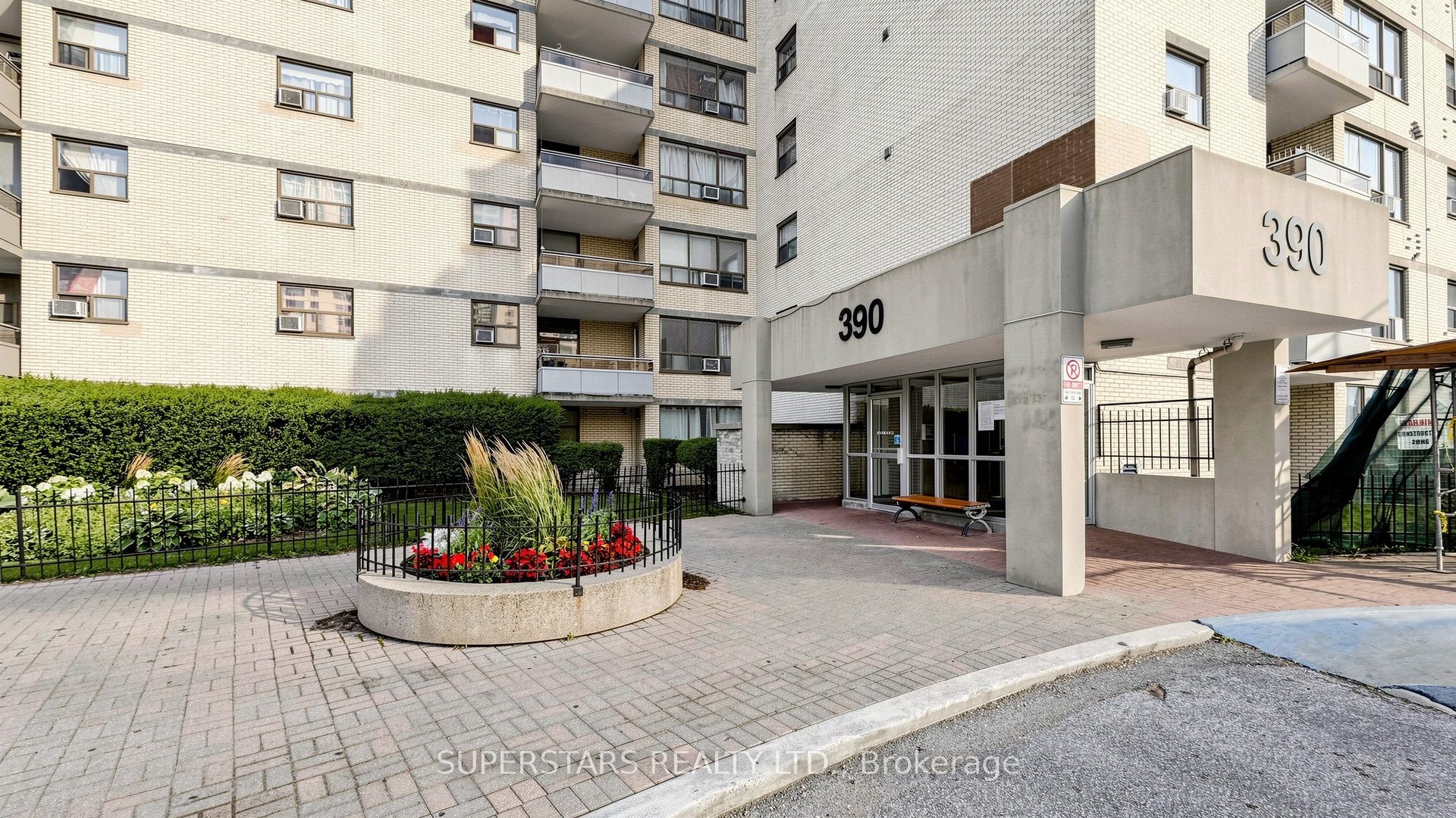 390 Dixon Road 1906, Toronto, ON M9R 1T4 photo 3