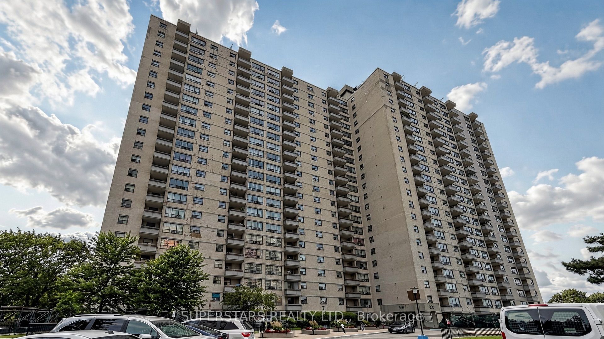 390 Dixon Road 1906, Toronto, ON M9R 1T4 photo 4