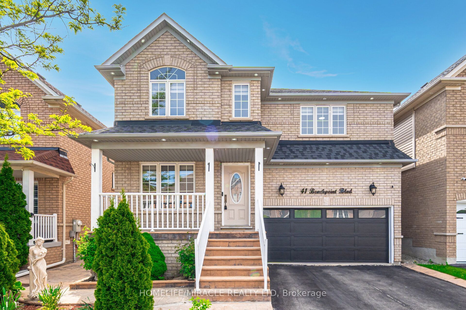 41 Beachpoint Boulevard Upper, Brampton, ON L7A 2T7