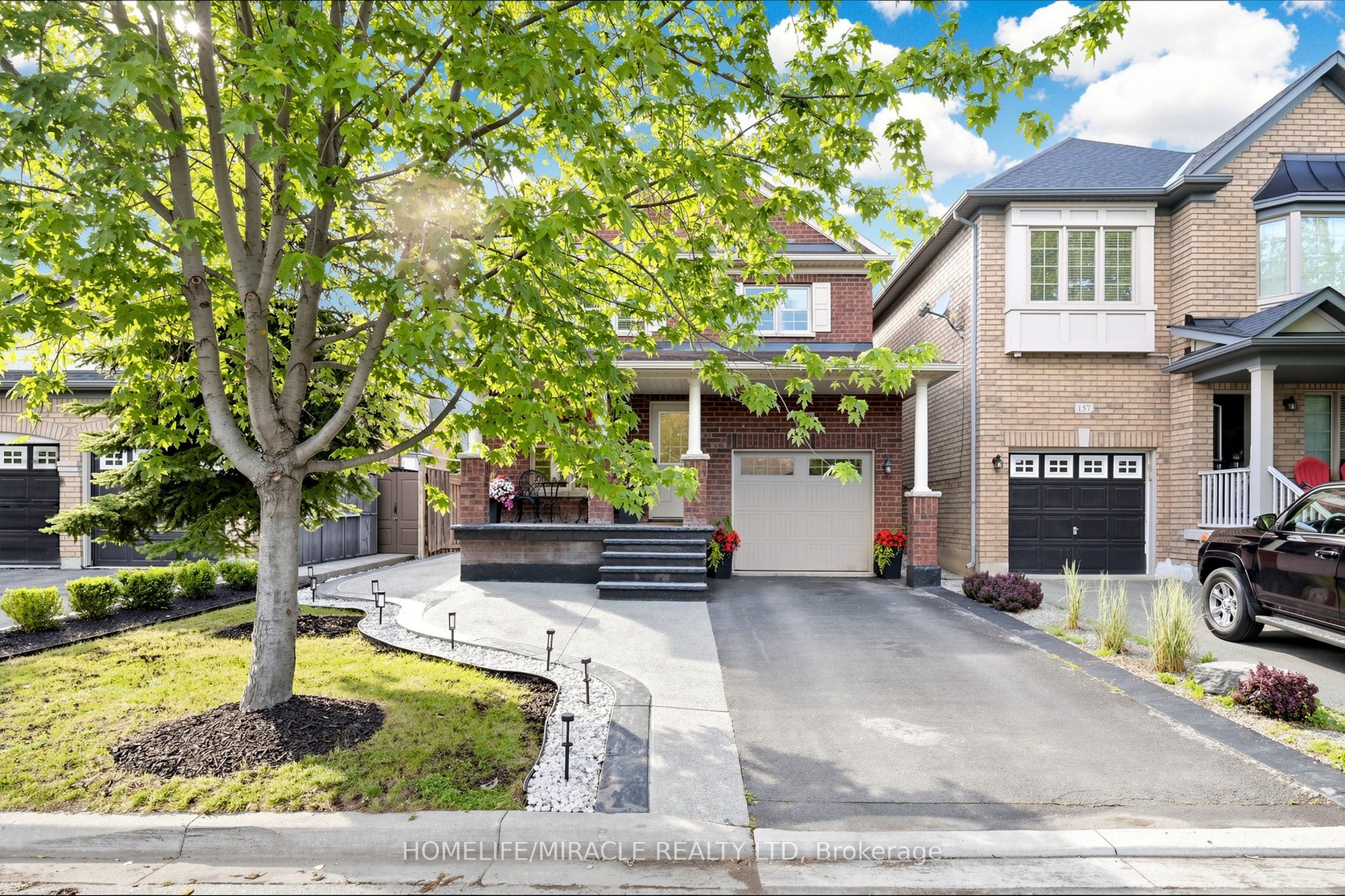 159 Weston Drive, Milton, ON L9T 0V1 photo 2