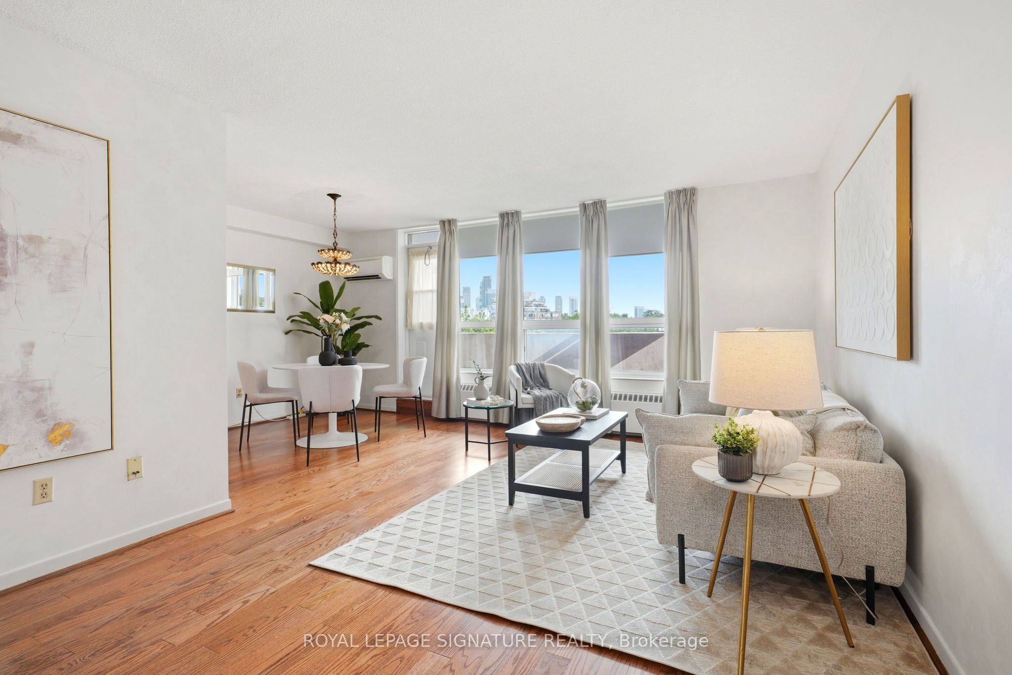 45 Southport Street 502, Toronto, ON M6S 3N5