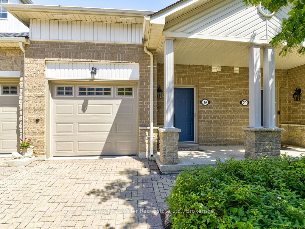 1169 Dorval Drive 19, Oakville, ON L6M 4V7 photo 2