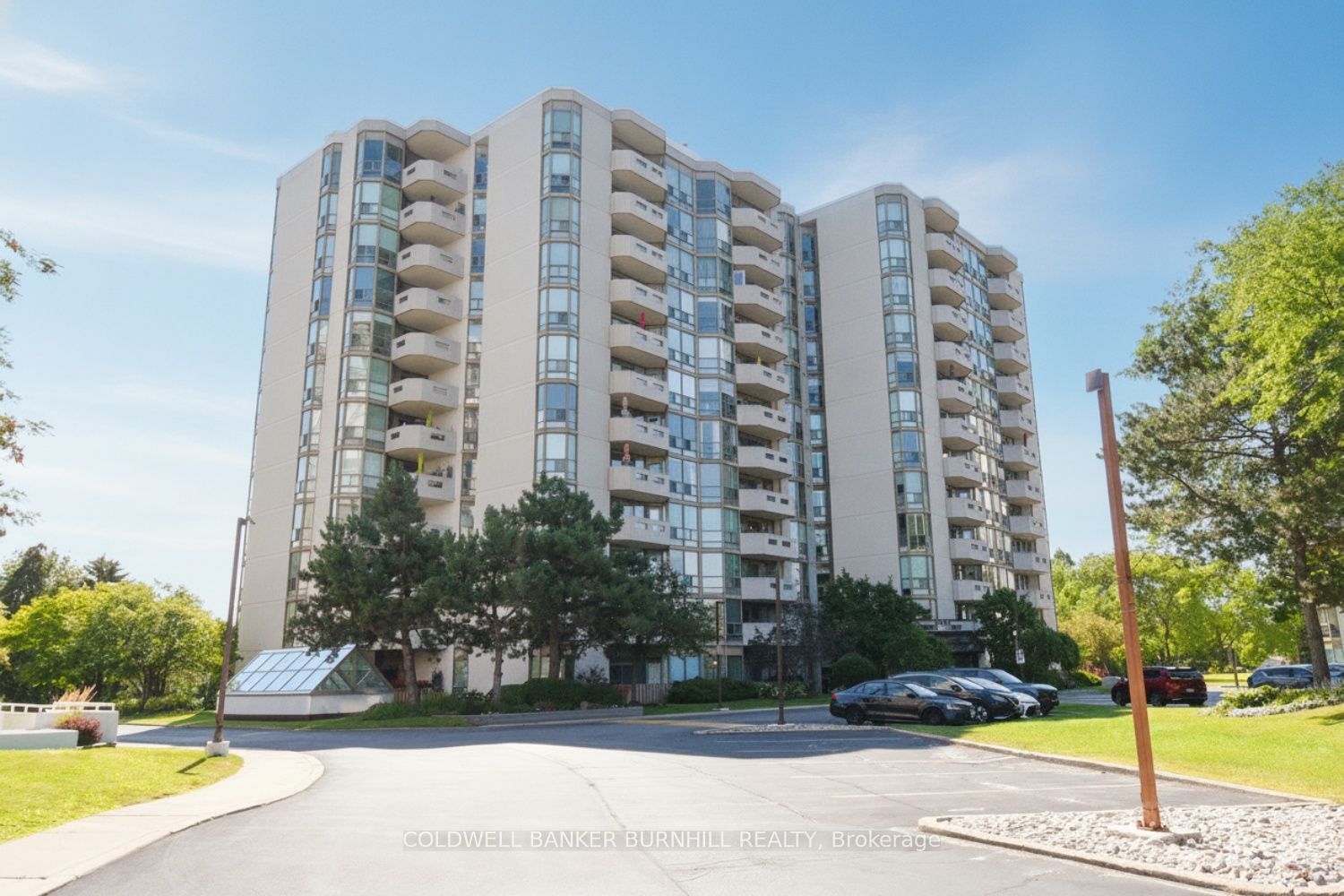 5080 Pinedale Avenue 1001, Burlington, ON L7L 5V7
