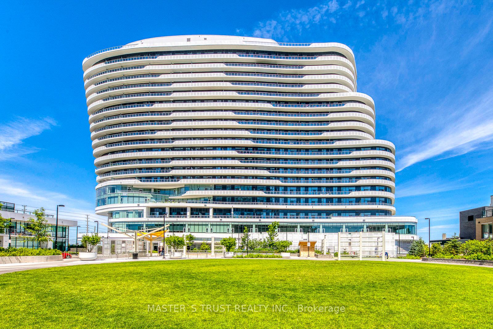 2520 Eglinton Avenue W 1804, Mississauga, ON L5M 0Y4 photo 4