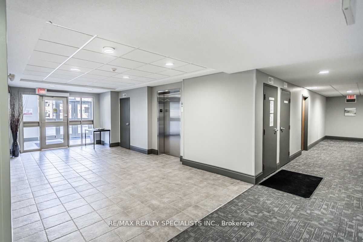4016 Kilmer Drive 112, Burlington, ON L7M 5A7 photo 4