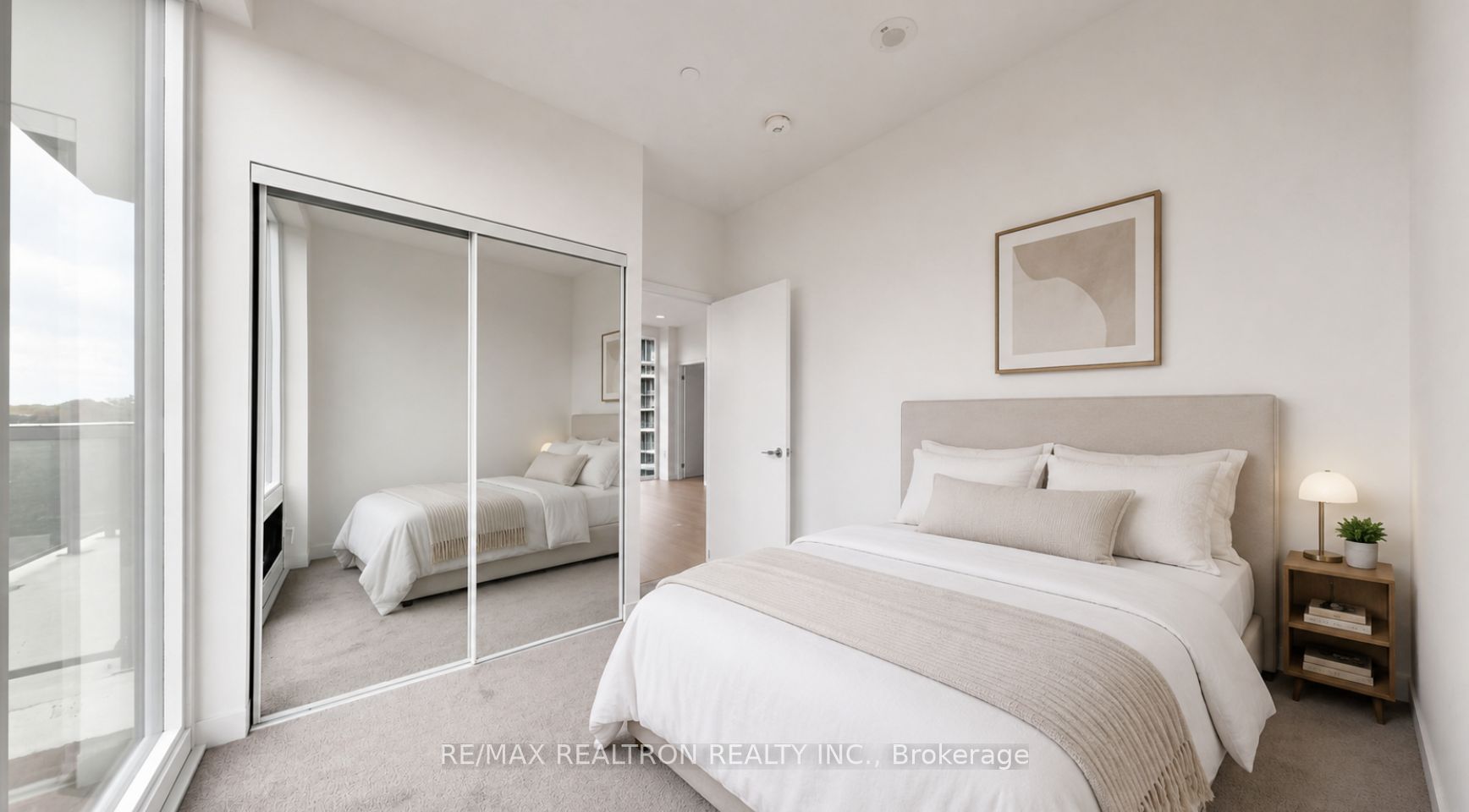 4010 Eglinton Avenue W 702, Toronto, ON M9A 0G5 photo 2