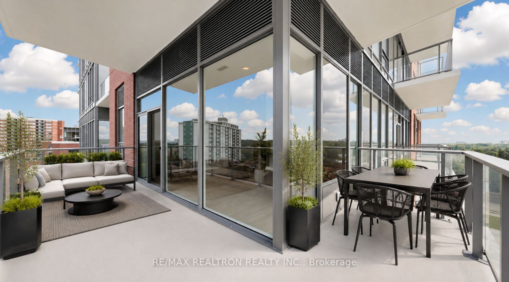 4010 Eglinton Avenue W 702, Toronto, ON M9A 0G5 photo 3