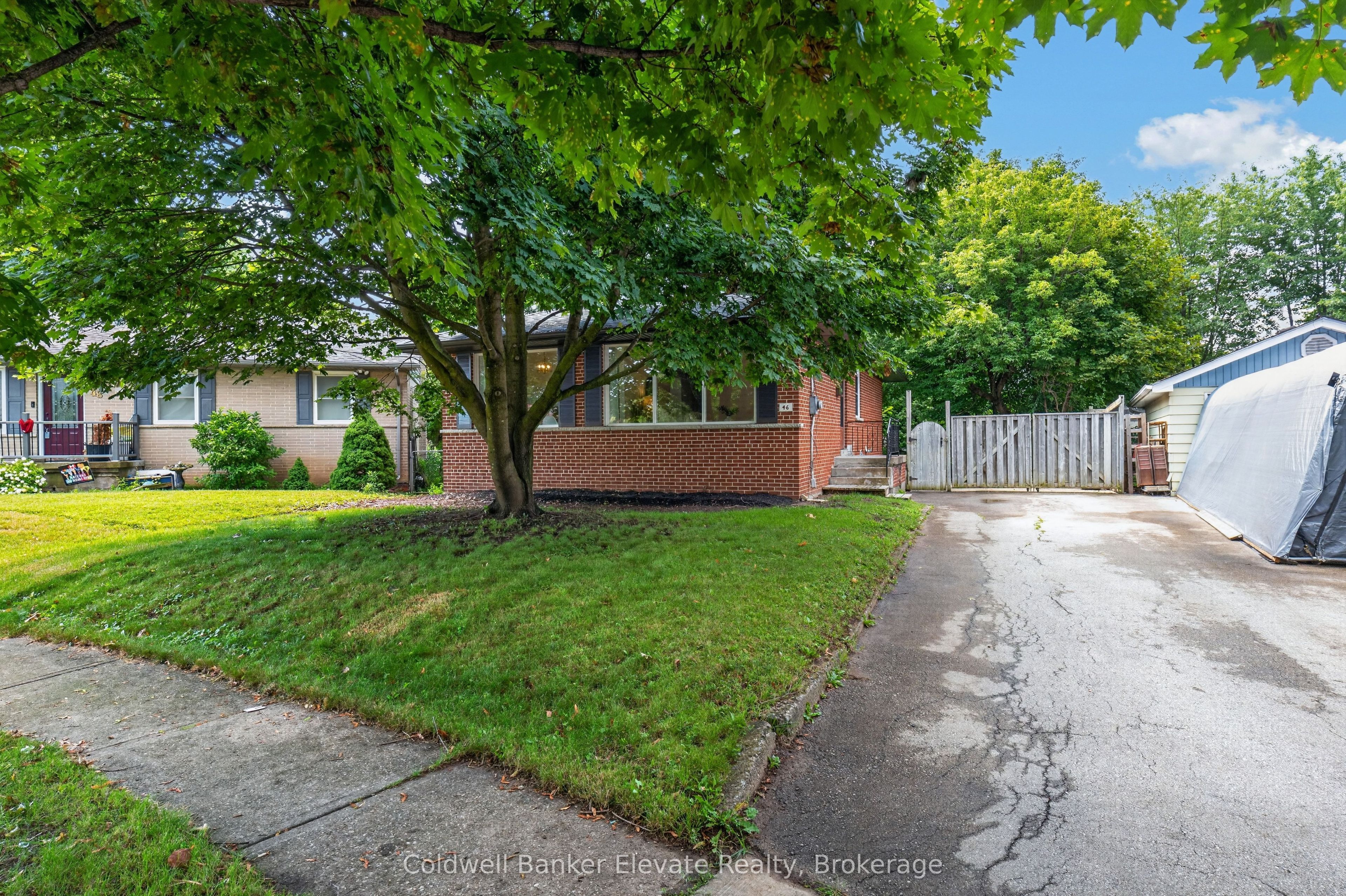 46 McIntyre Crescent, Halton Hills, ON L7G 1N3 photo 5