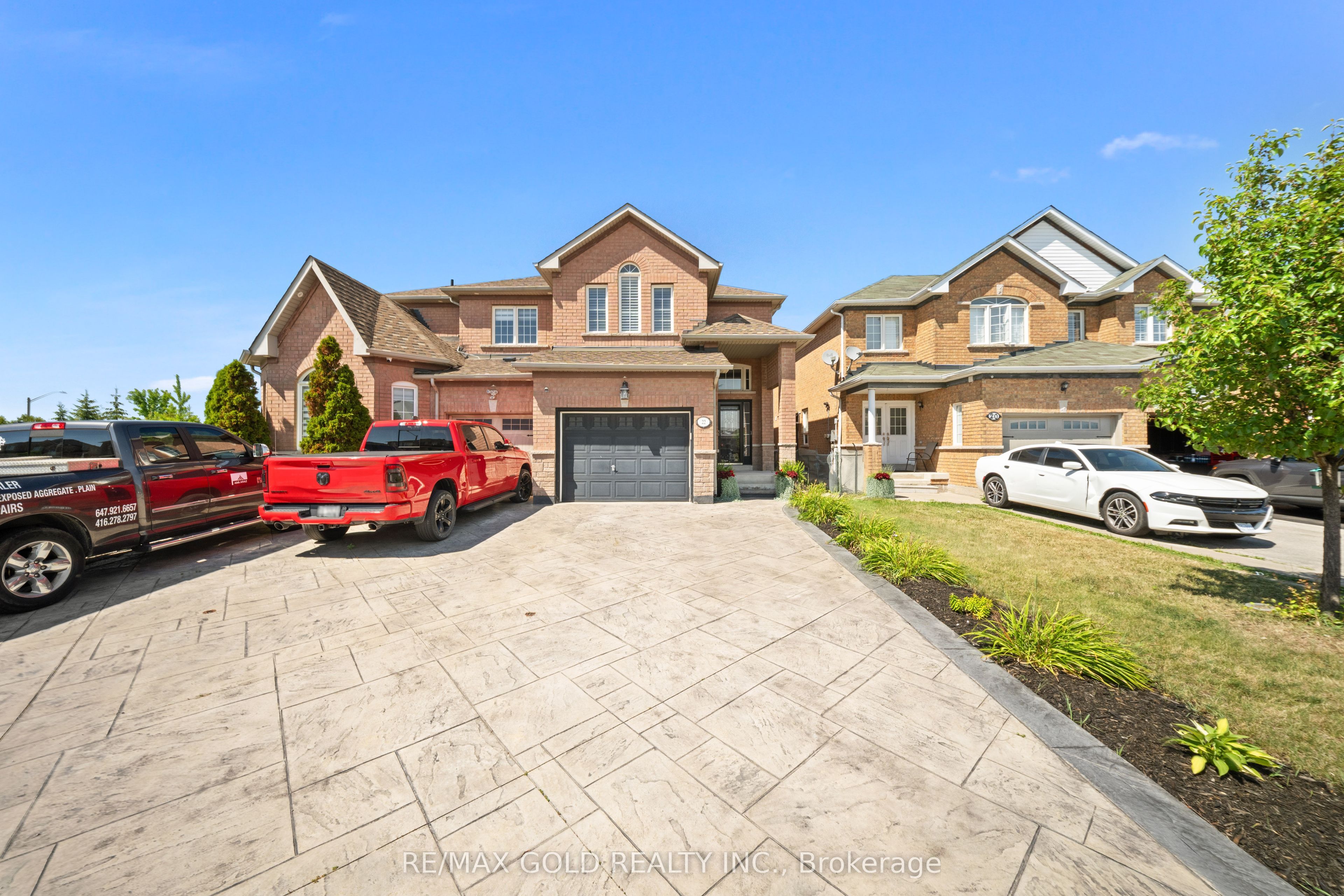 22 Flower Trail, Brampton, ON L6P 1P1 photo 4
