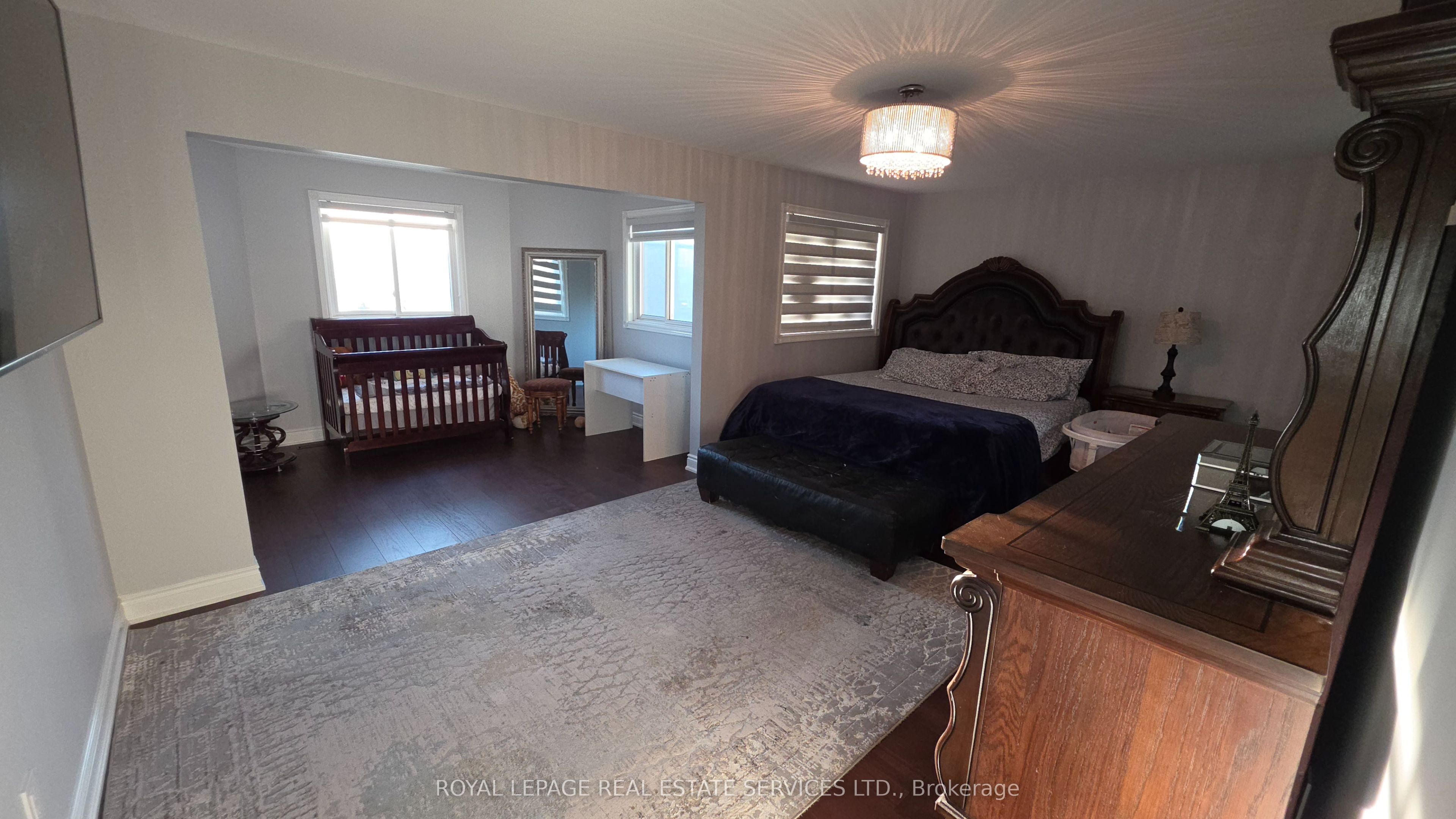 323 Winfield Terrace, Mississauga, ON L5R 1N6 photo 4