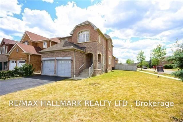 4930 Southampton Drive, Mississauga, ON L5M 7P9