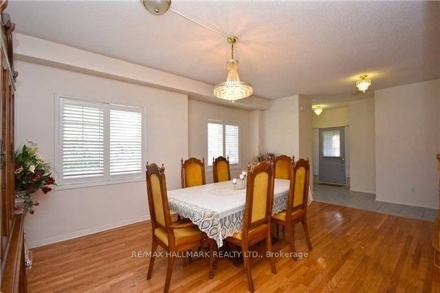 4930 Southampton Drive, Mississauga, ON L5M 7P9 photo 5