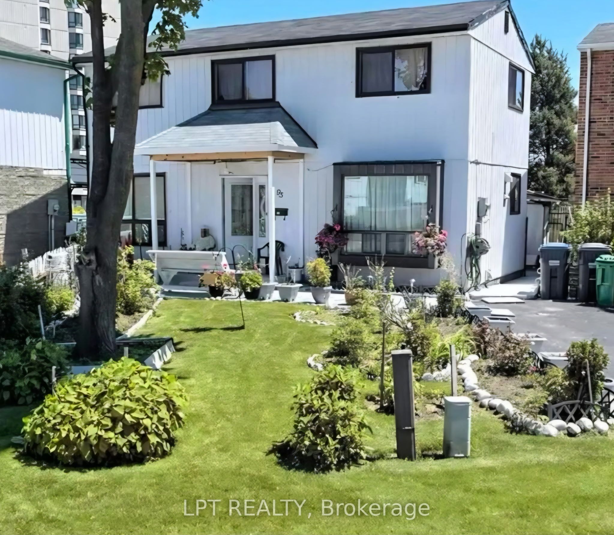95 Huntingwood Crescent, Brampton, ON L6S 1S5