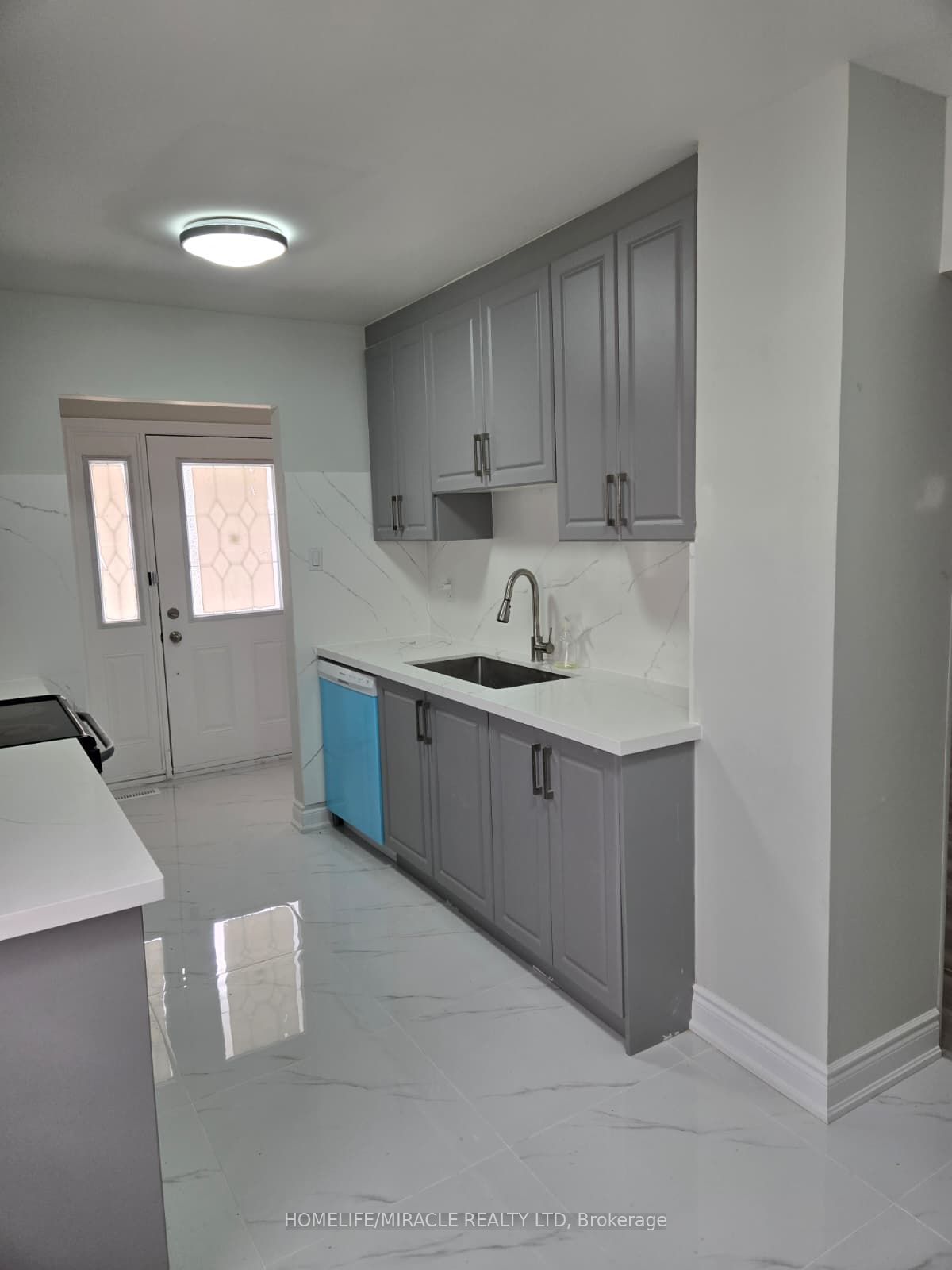 505 Silverstone Drive, Toronto, ON M9V 4G8 photo 5
