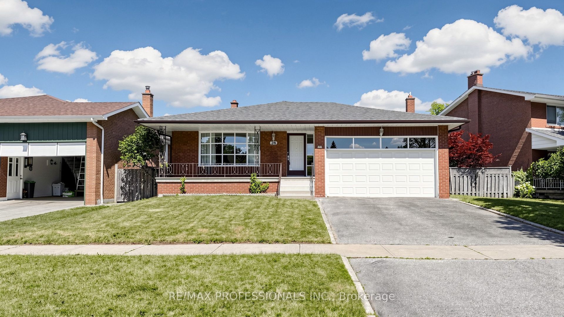 26 Woodcrest Drive, Toronto, ON M9A 4J2