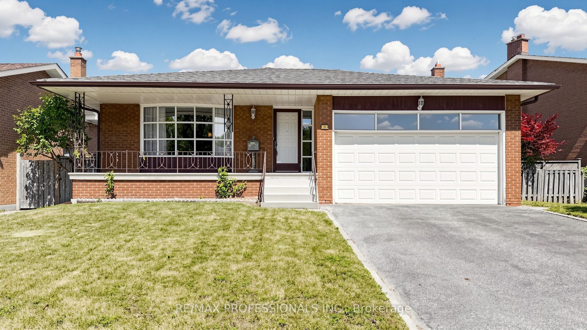 26 Woodcrest Drive, Toronto, ON M9A 4J2 photo 4