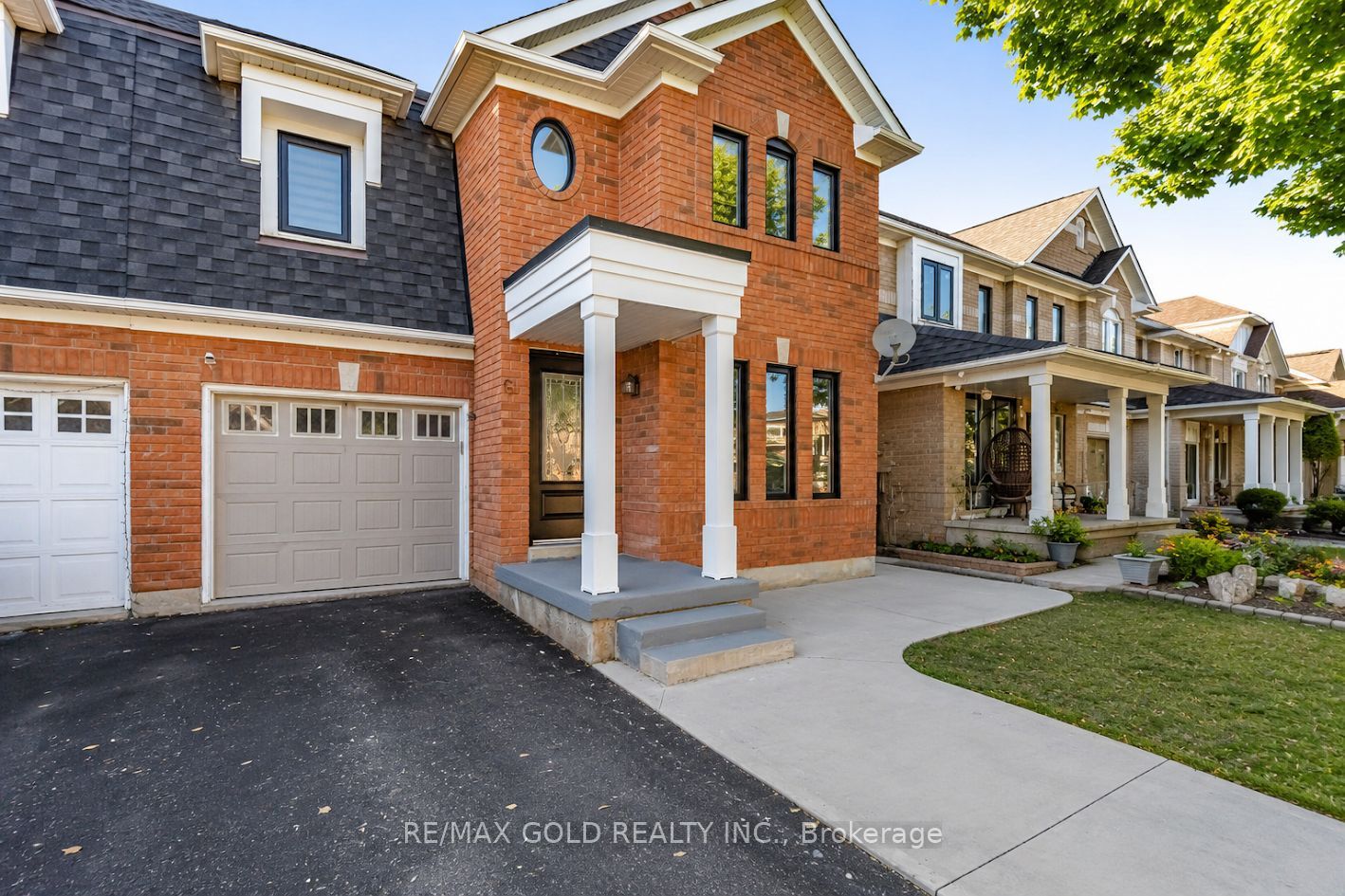 61 Saintsbury Crescent, Brampton, ON L6R 2V9 photo 3