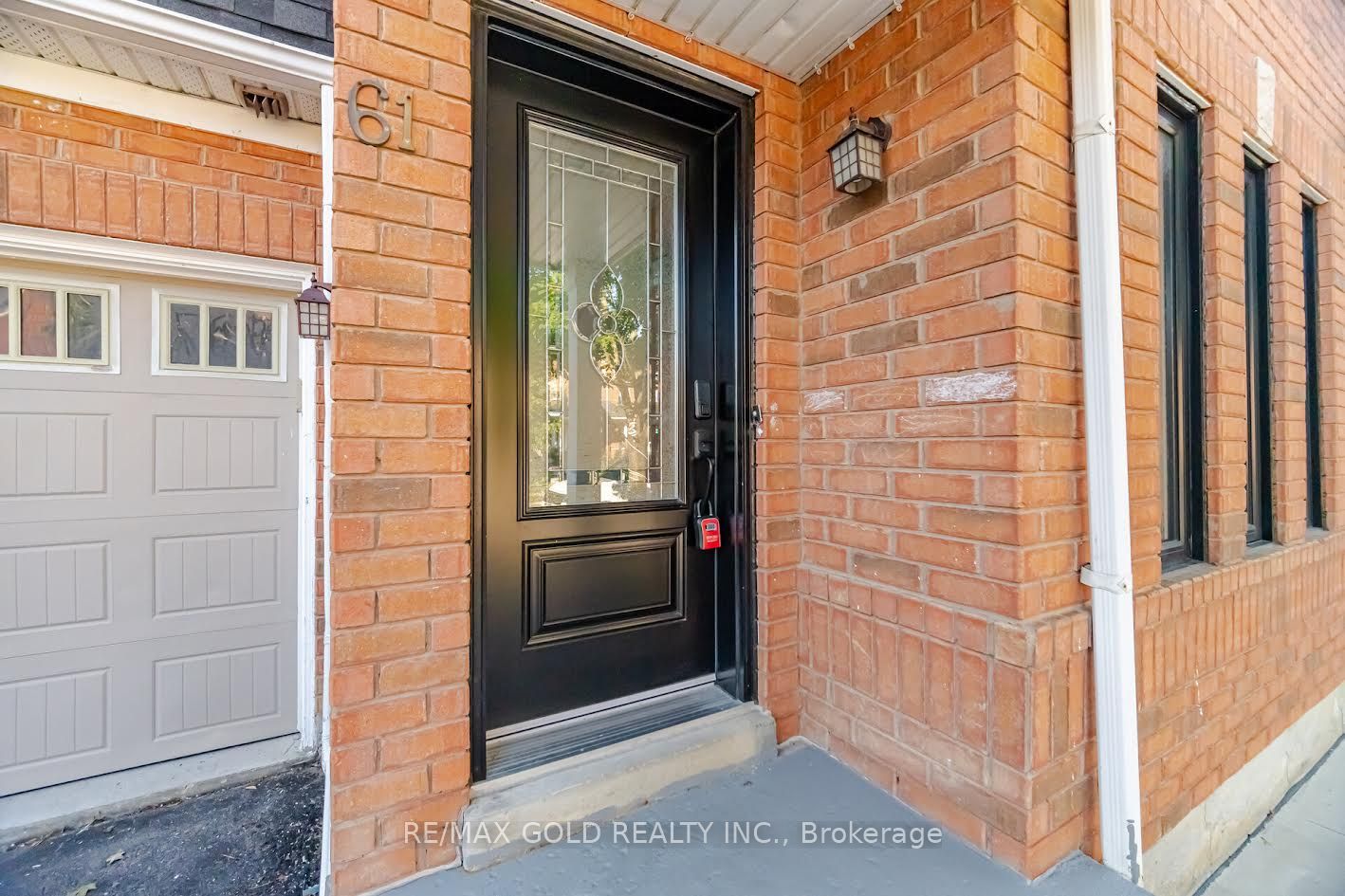 61 Saintsbury Crescent, Brampton, ON L6R 2V9 photo 5