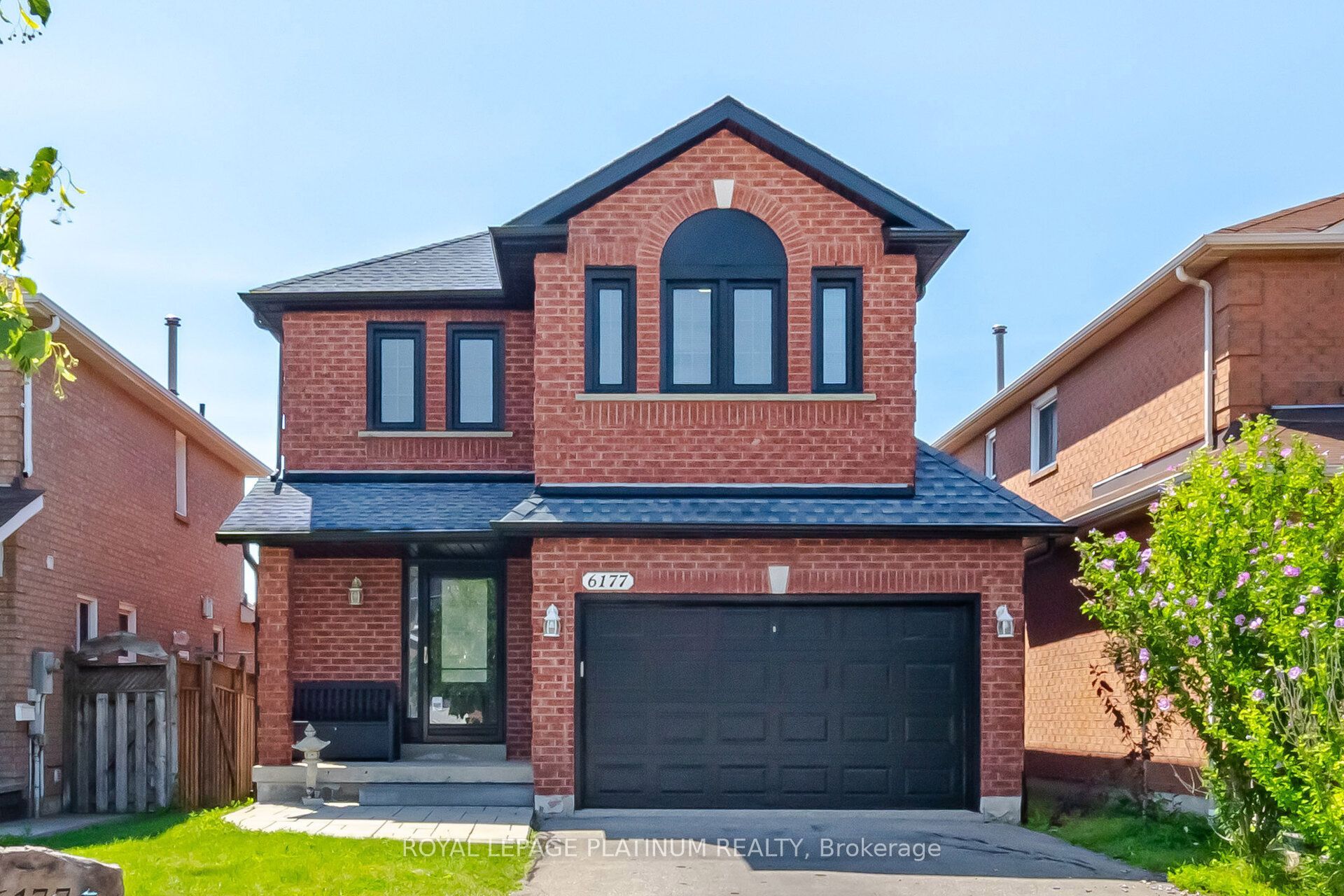 6177 Ford Road, Mississauga, ON L5V 1X2