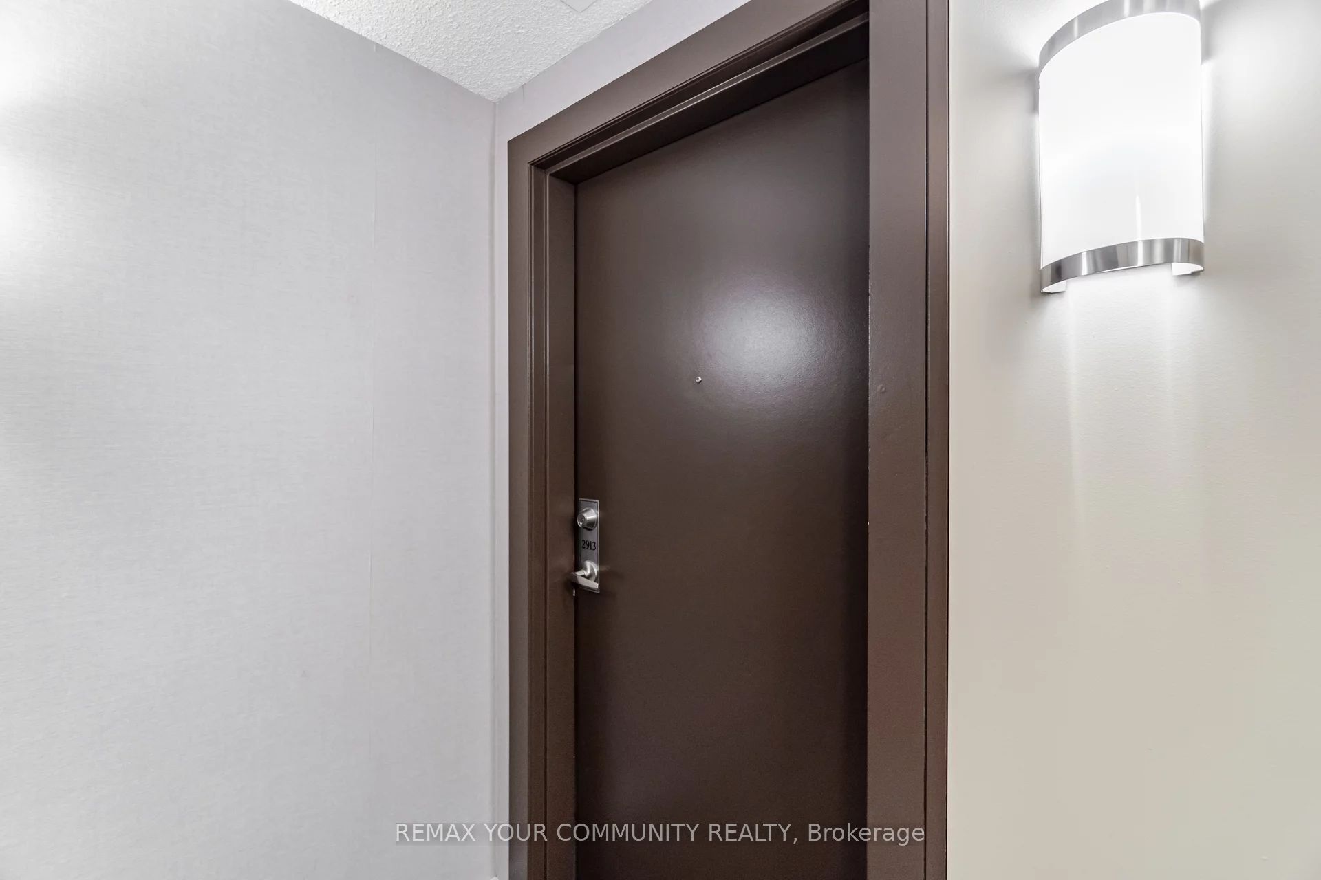 155 Legion Road Ph-2913, Toronto, ON M8Y 0A7 photo 3