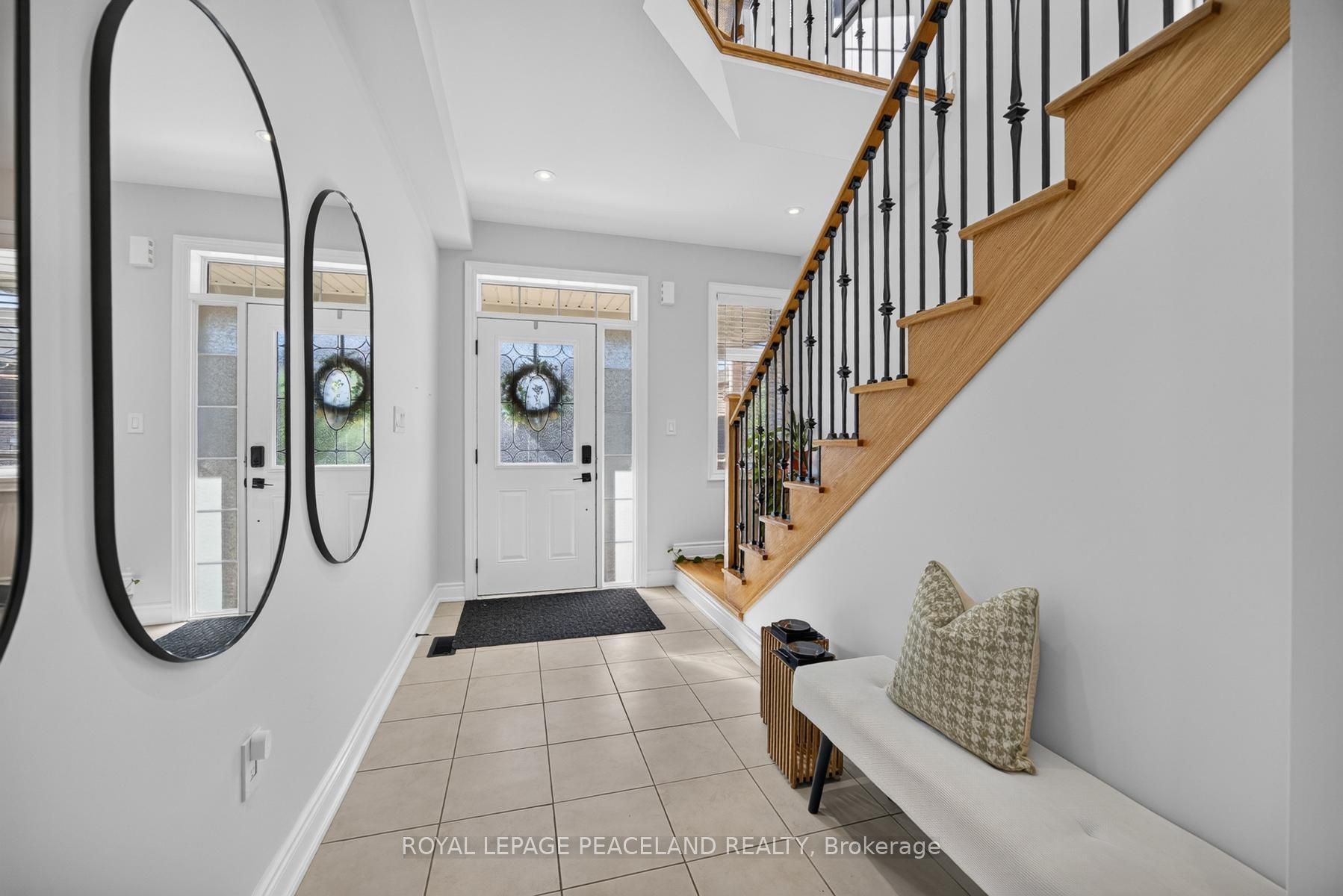 475 Grindstone Trail, Oakville, ON L6H 0S6 photo 4