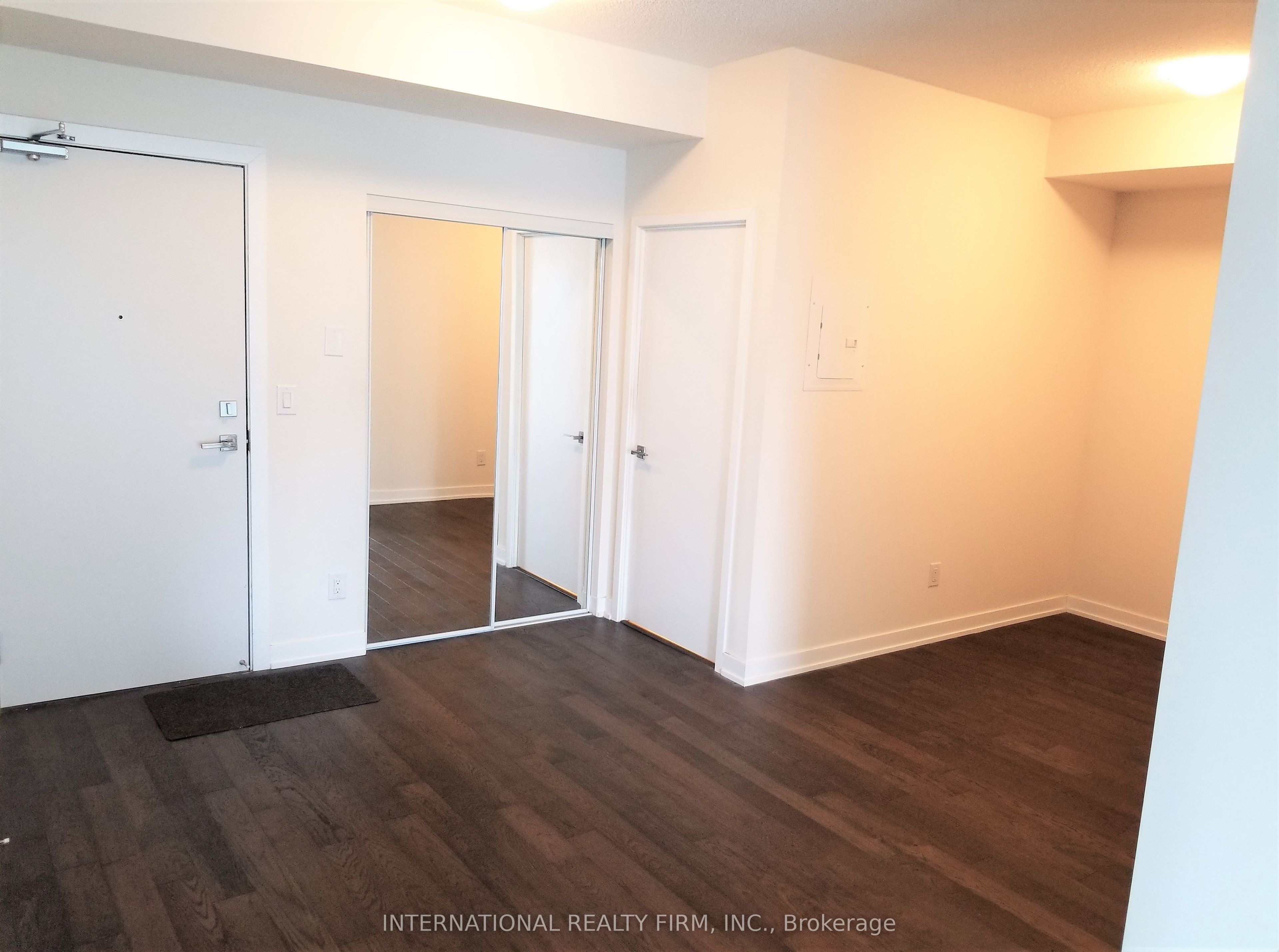 510 Curran Place 2206, Mississauga, ON L5B 0J8 photo 3