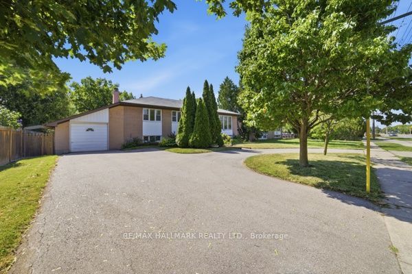 1392 Rebecca Street, Oakville, ON L6L 1Z5 photo 5