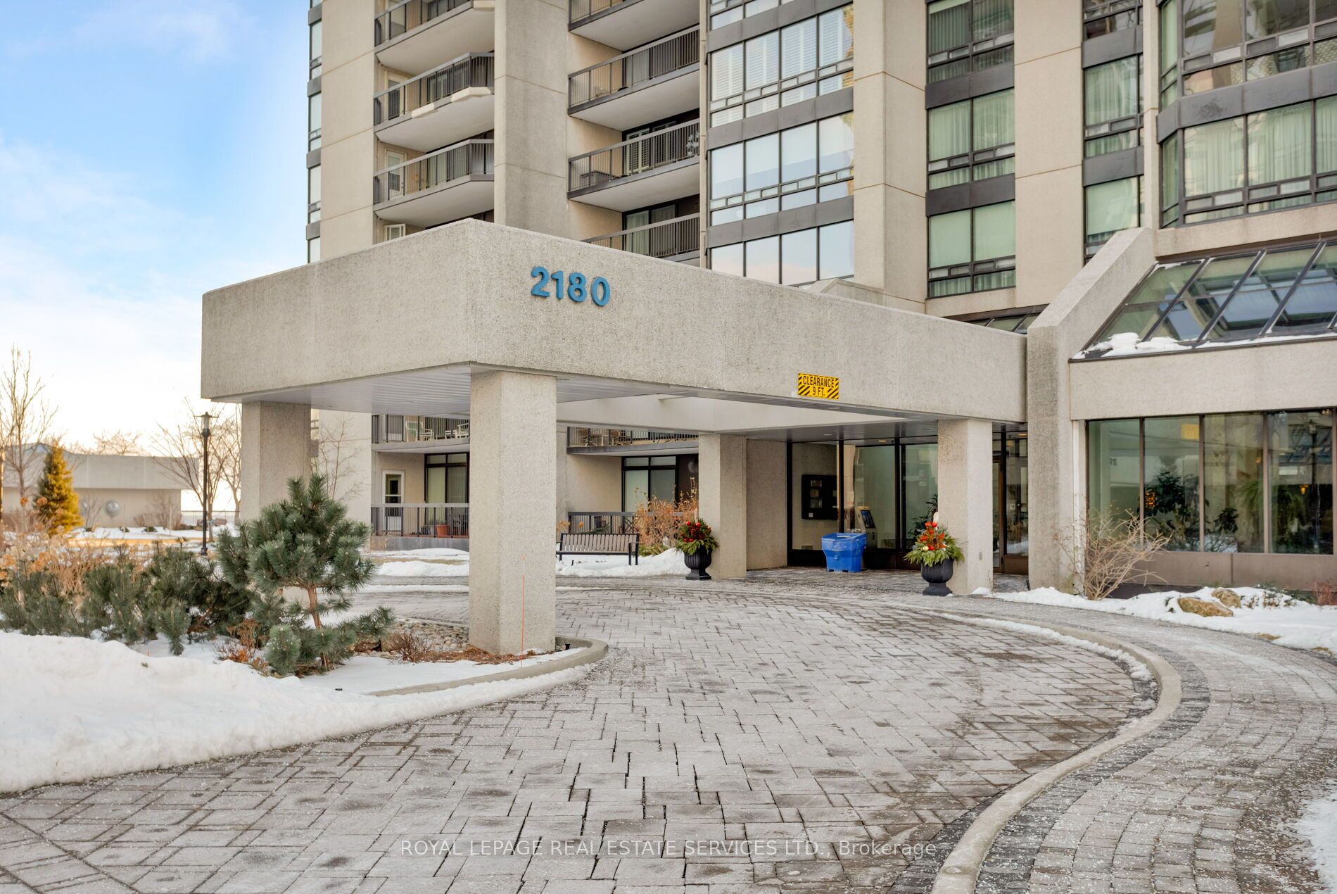 2180 Marine Drive 1401, Oakville, ON L6L 5V2 photo 2