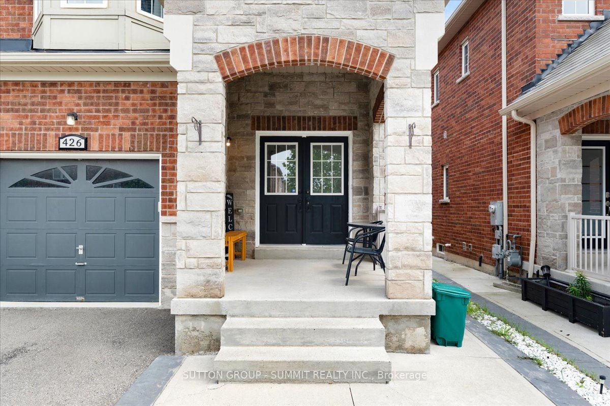 426 Bessborough Drive, Milton, ON L9T 8P8 photo 2