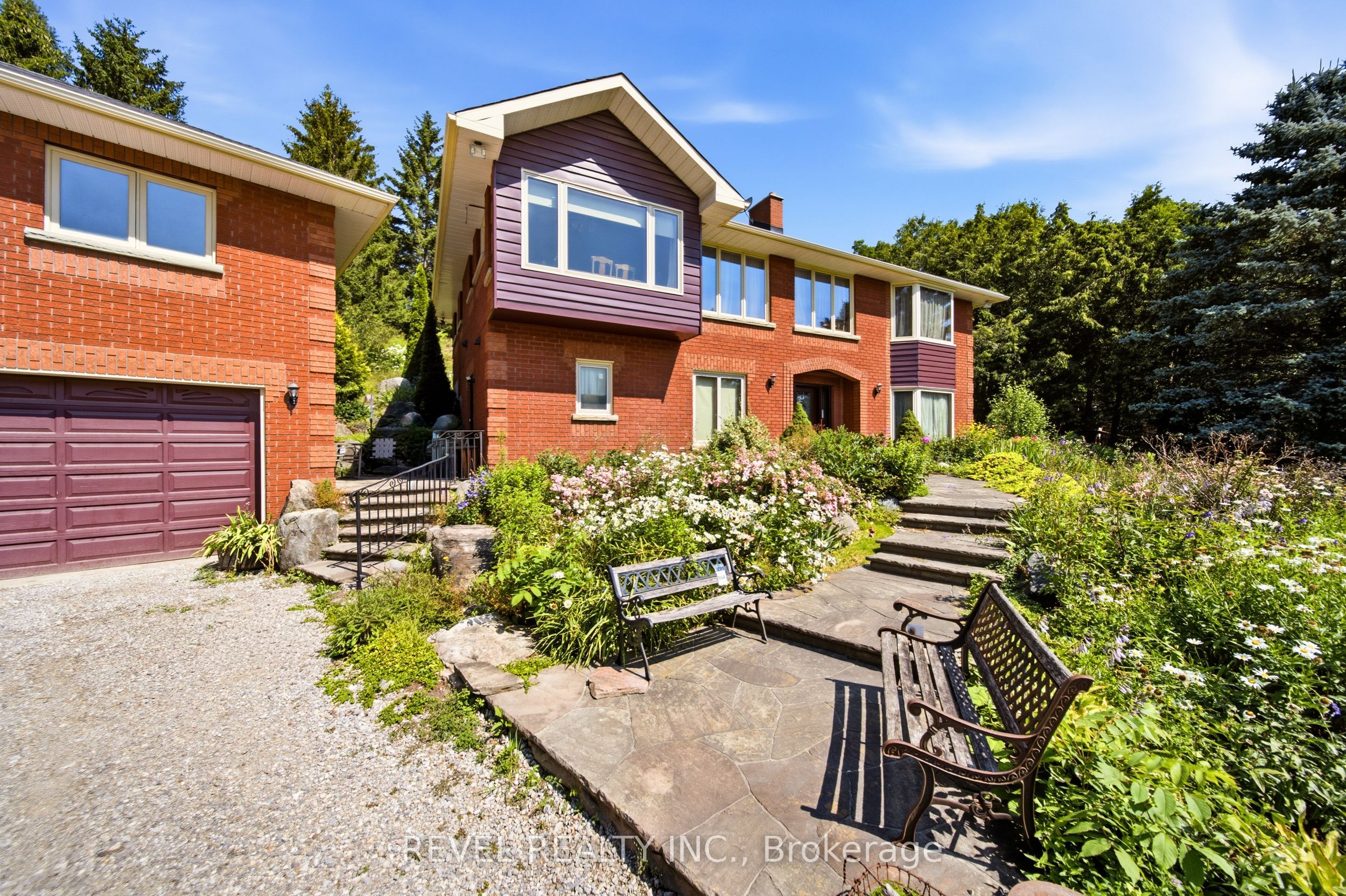 3156 Escarpment Side Road, Caledon, ON L7K 1E6 photo 3