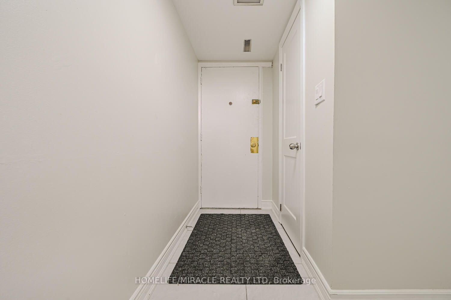 6466 Finch Avenue W 125, Toronto, ON M9V 1T4 photo 5