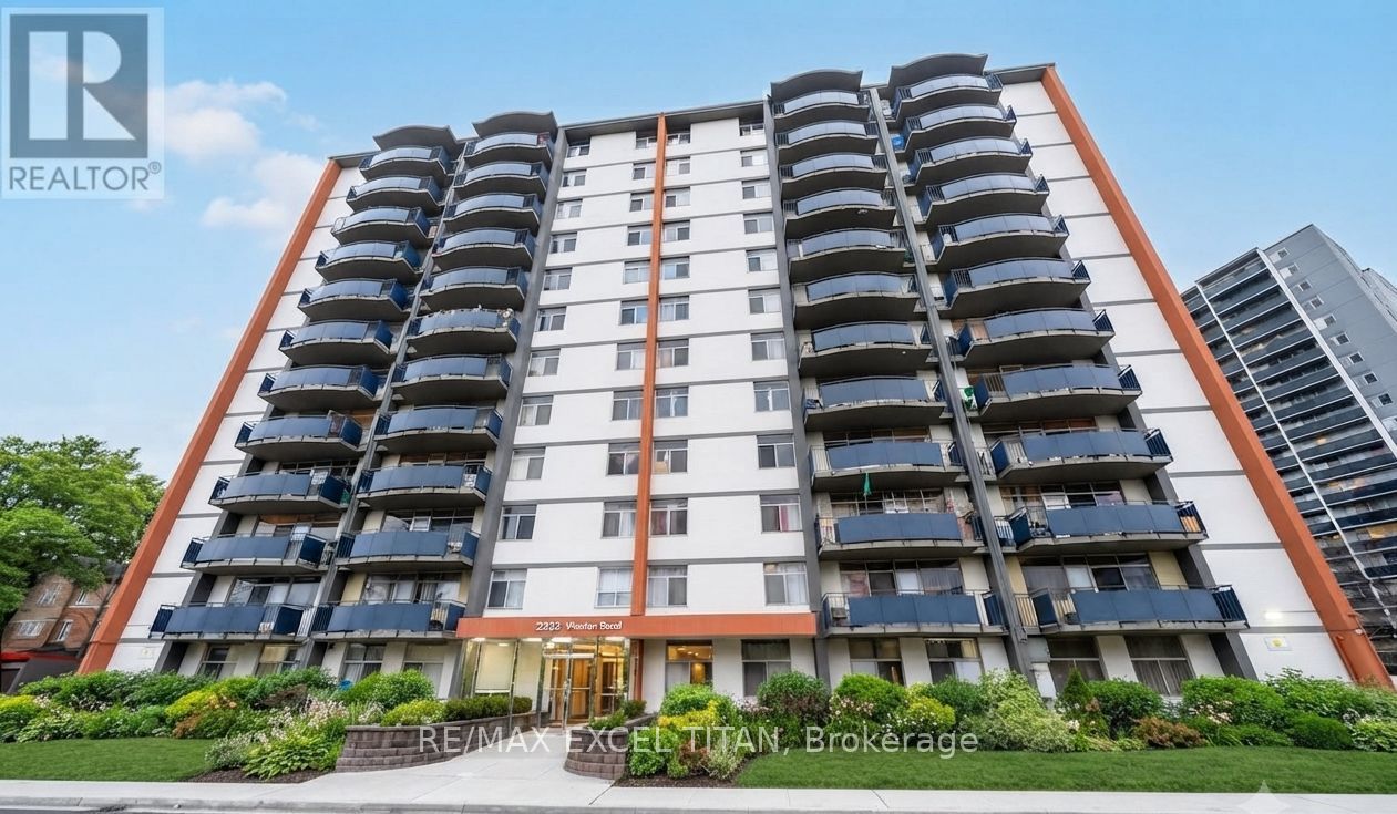 2255 Weston Road B101, Toronto, ON M9N 1Y5 photo 2