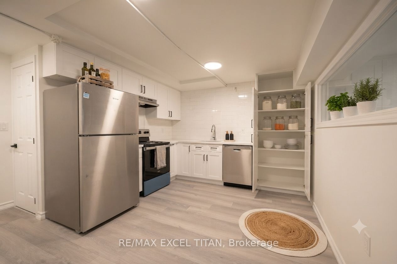 2255 Weston Road B101, Toronto, ON M9N 1Y5 photo 5
