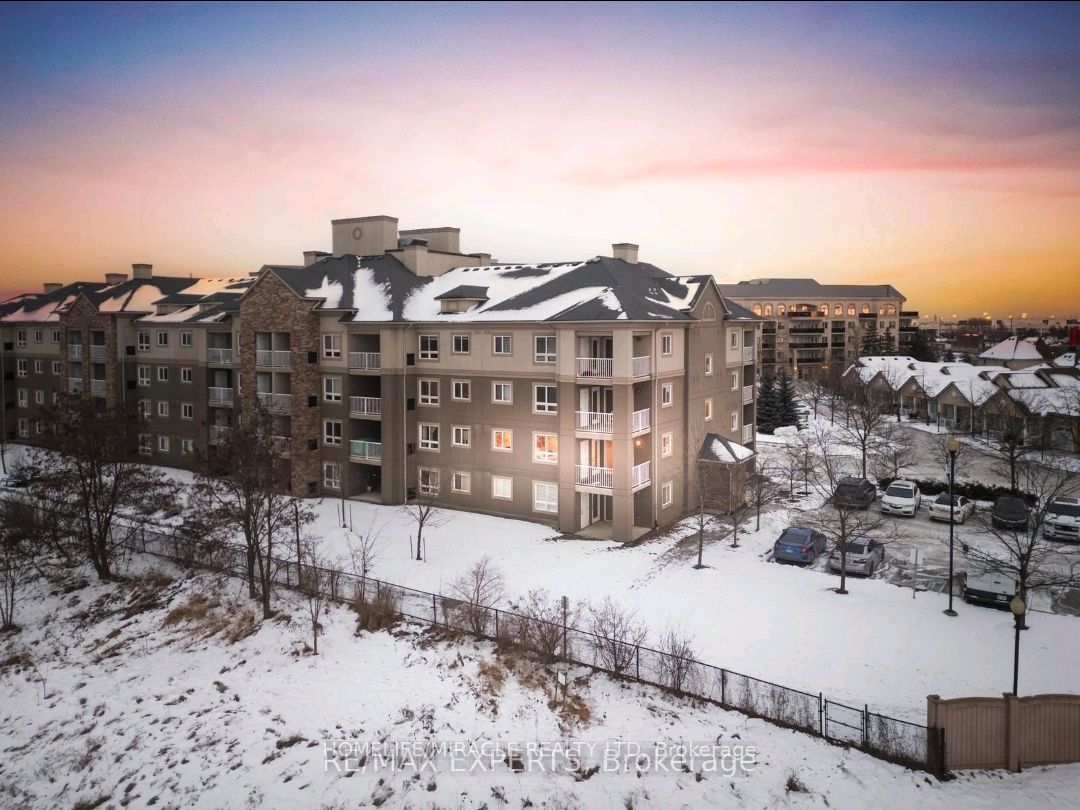 6 Dayspring Circle 2203, Brampton, ON L6P 2Z6